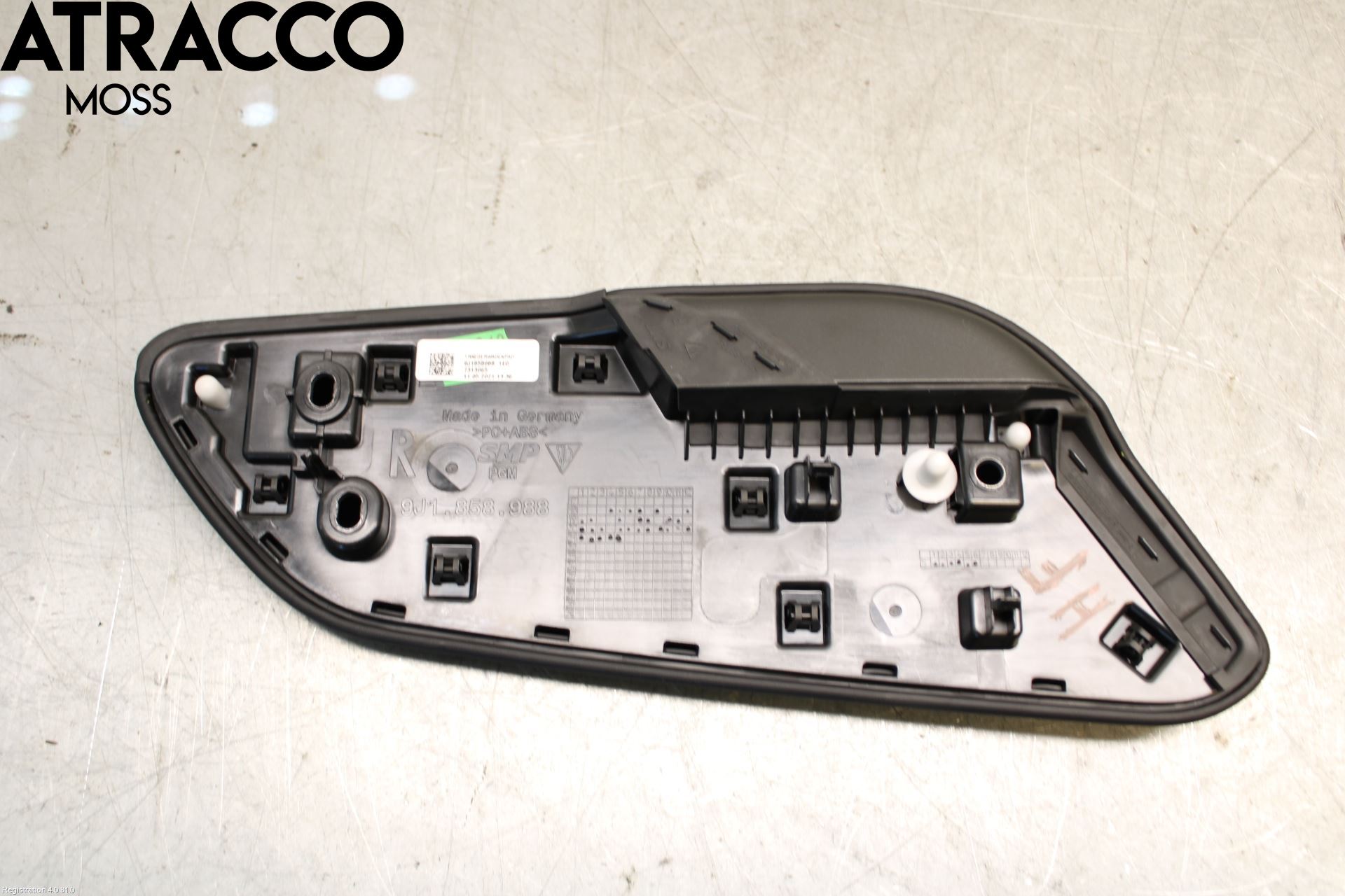 Porsche TAYCAN 20- Innr Sidetrekk-Deksel