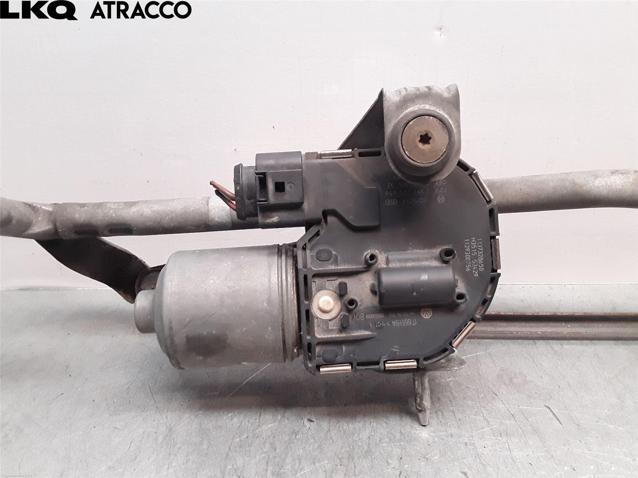 Volkswagen VW TOURAN 10-15 Viskermotor Frontrute