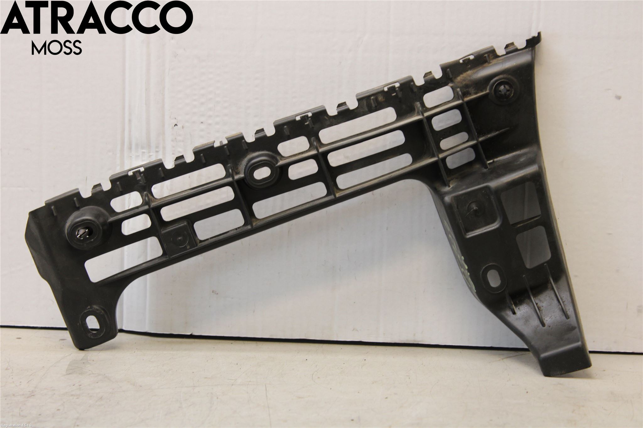 Volkswagen VW CADDY      04-10 Støtfanger Bak Feste