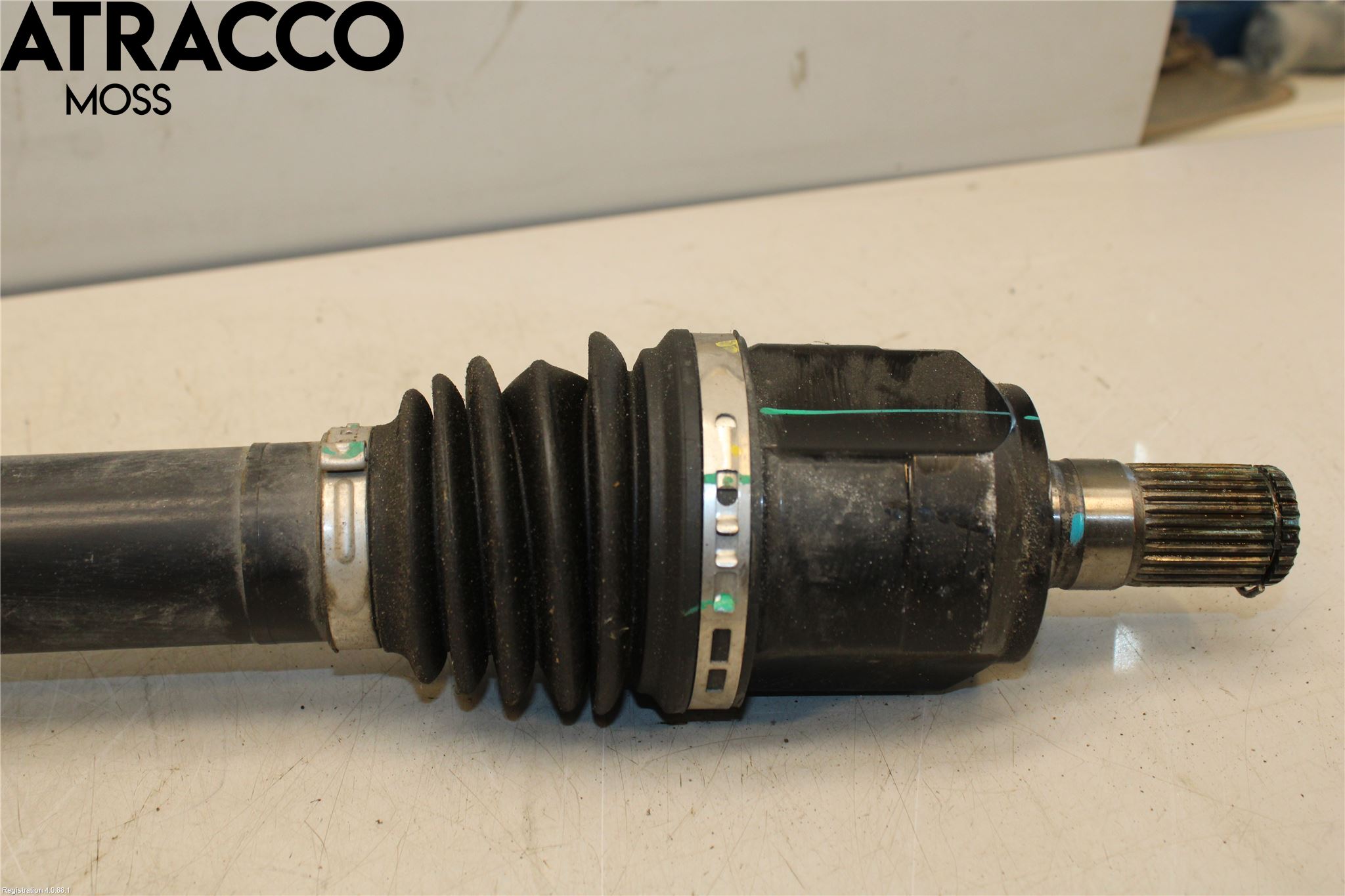 Kia OPTIMA 16-20 Drivaksel Foran Kompl Høyre