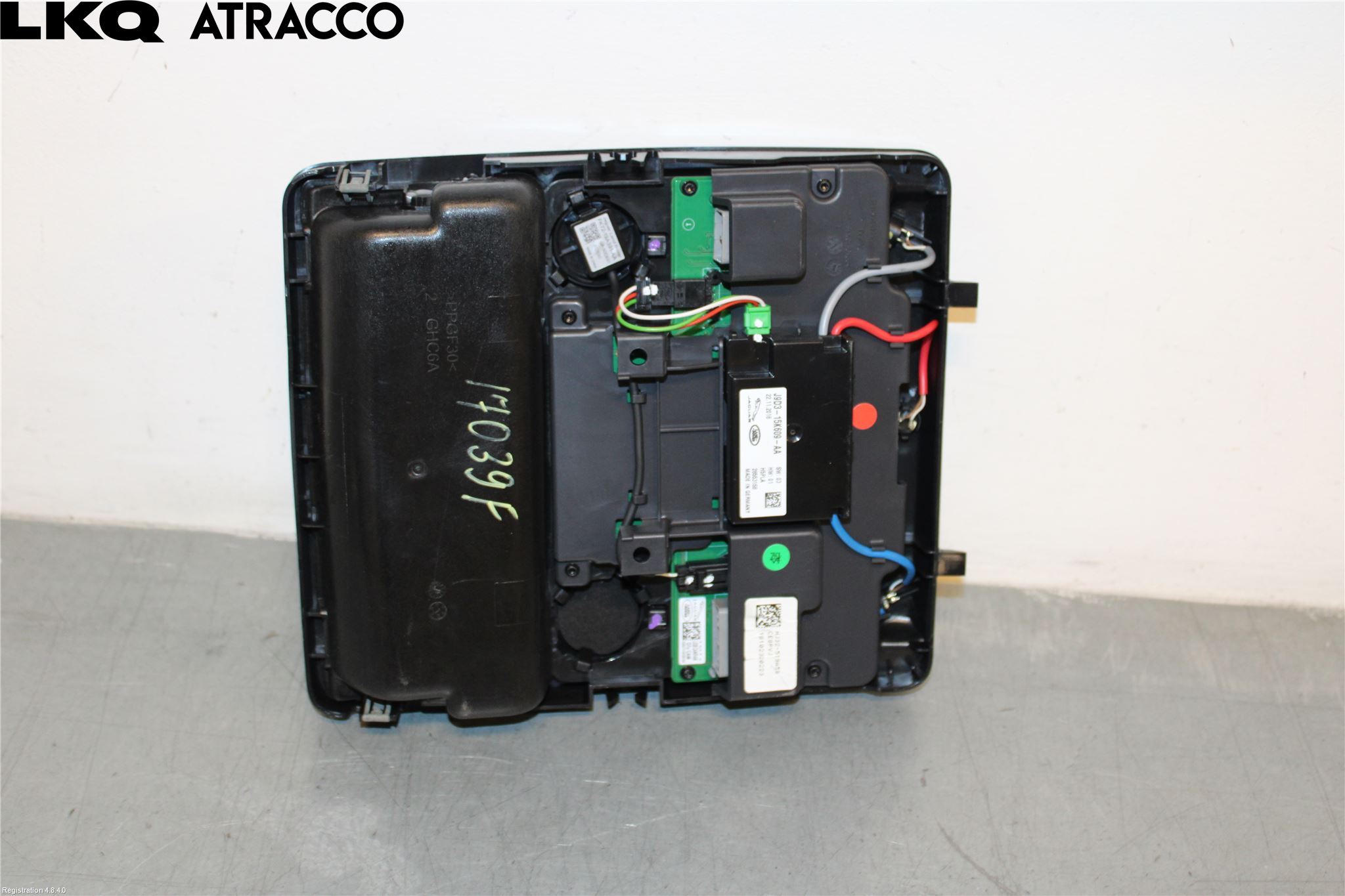 Jaguar I-PACE 18- Innr Taklys