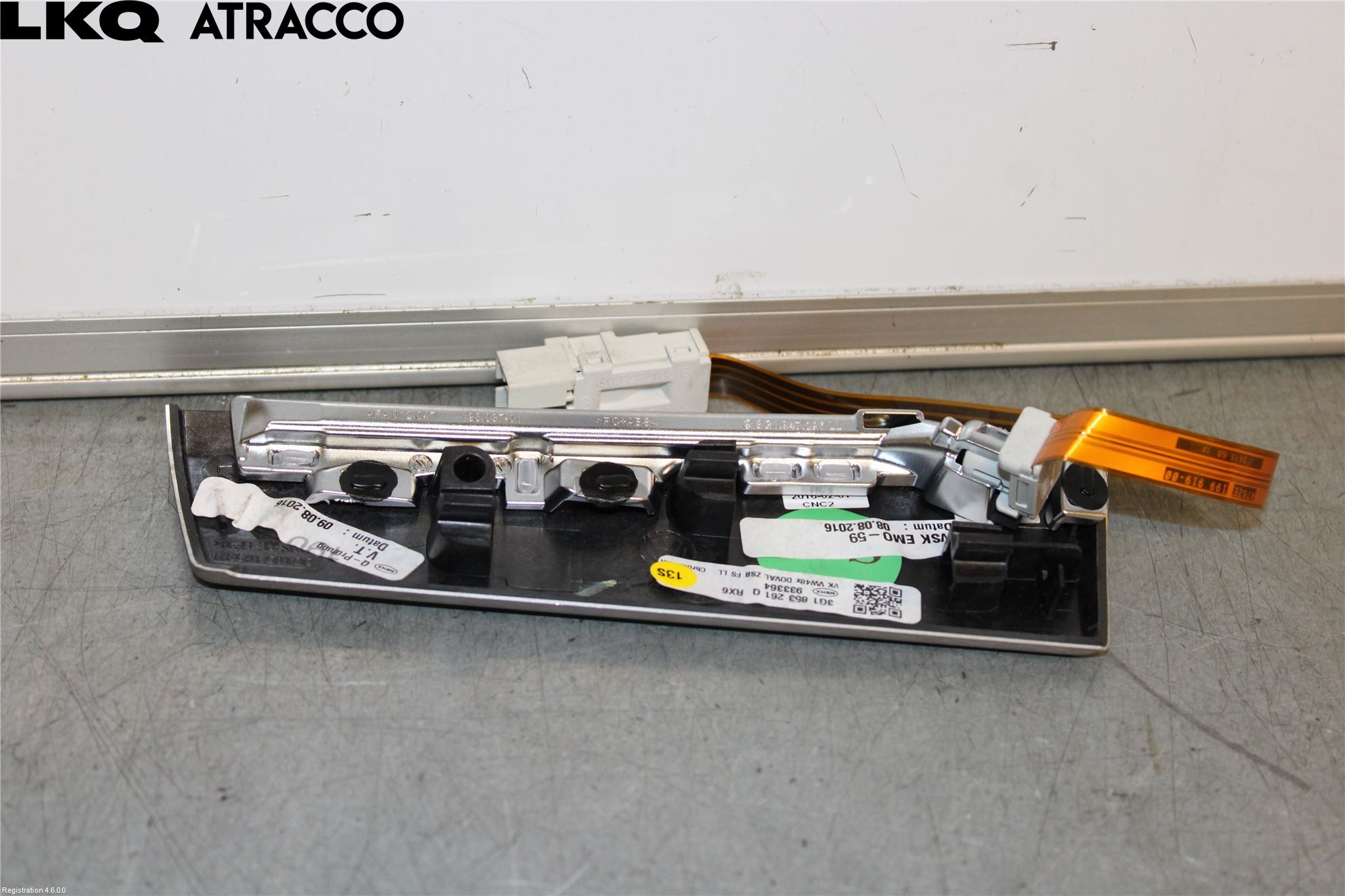 Volkswagen VW PASSAT 15-19 Innr Dashbord Sparkeplate