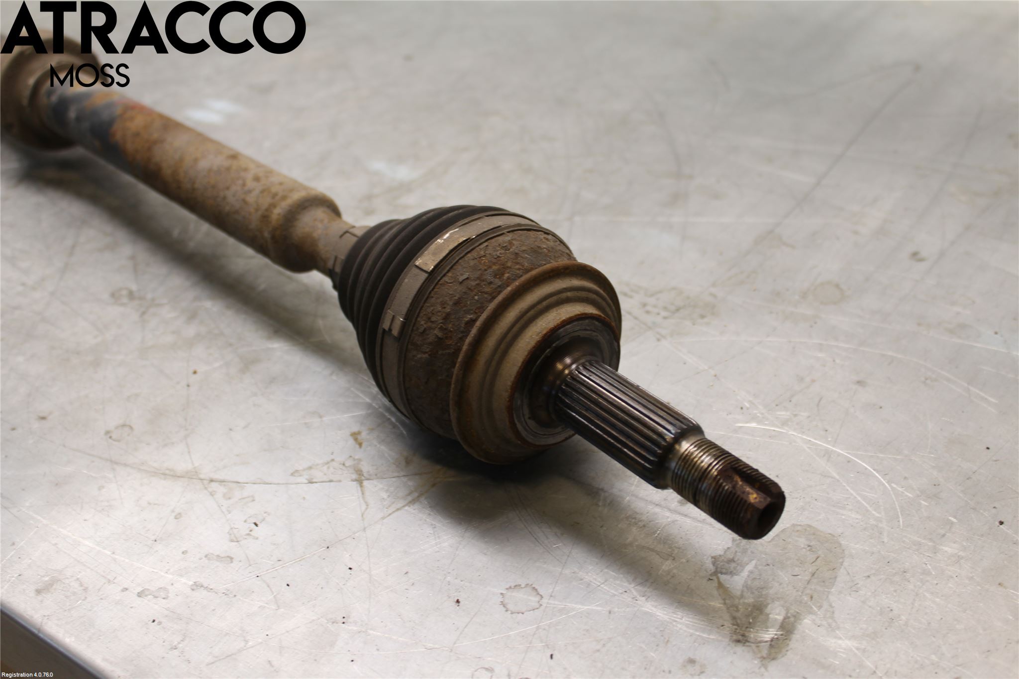 Toyota PRIUS+ ZVW40 12-20 Drivaksel Foran Kompl Høyre