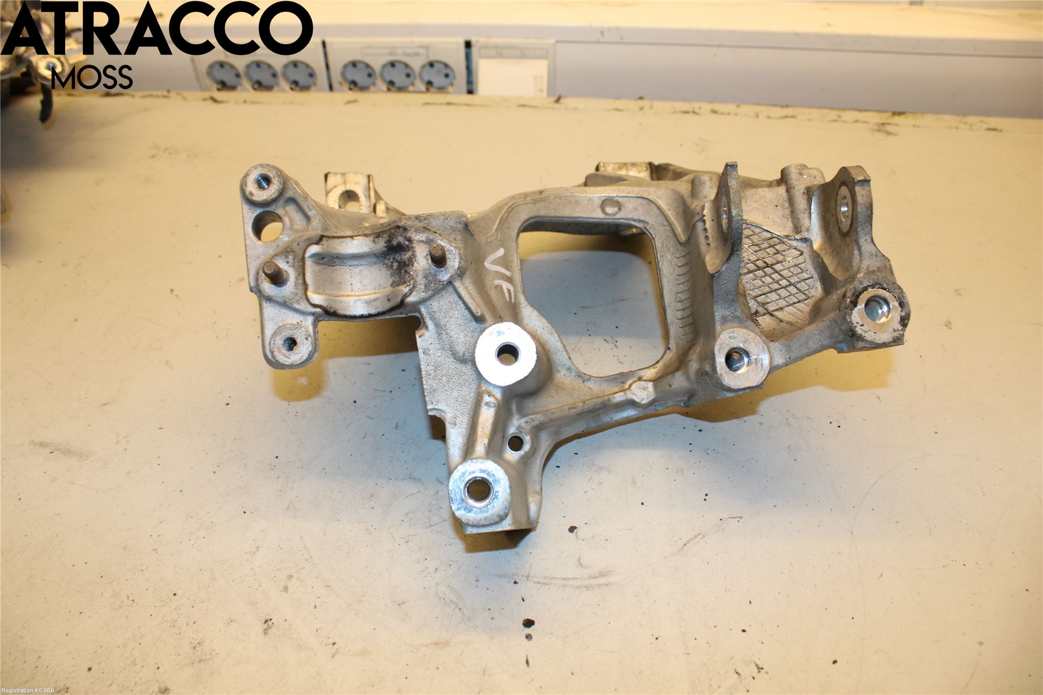 Audi A5 17- Forstillingsbjelke(Tvergående)