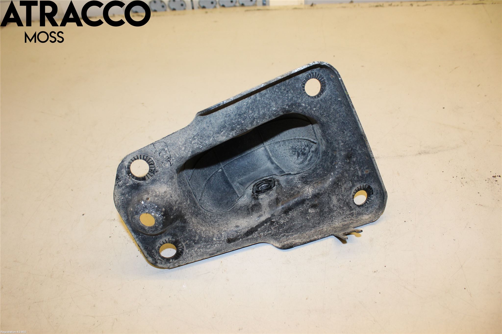 Volkswagen VW PASSAT 15-19 Fjærbein Foran Venstre