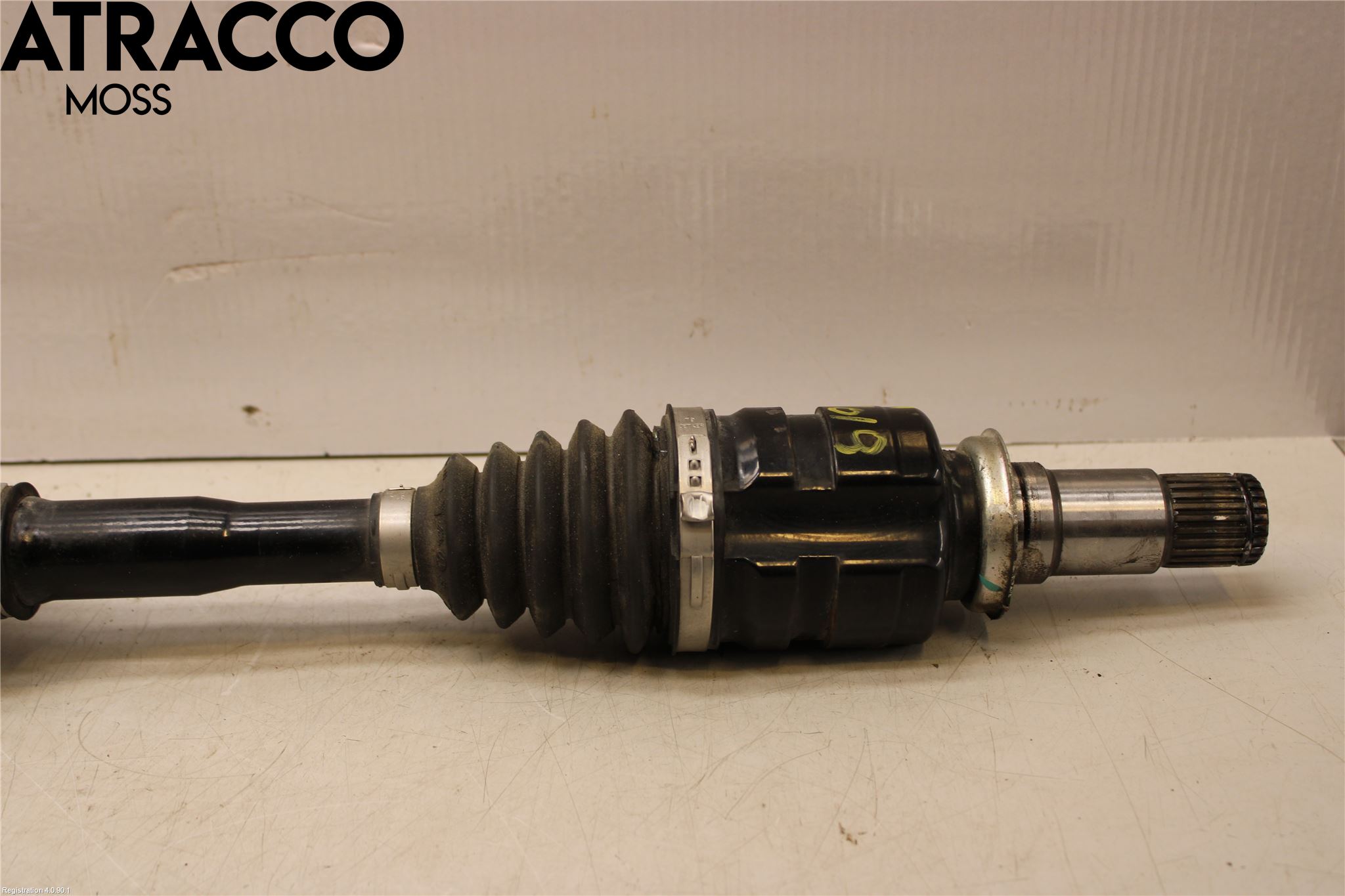 Toyota C-HR 16-23 Drivaksel Foran Kompl Høyre