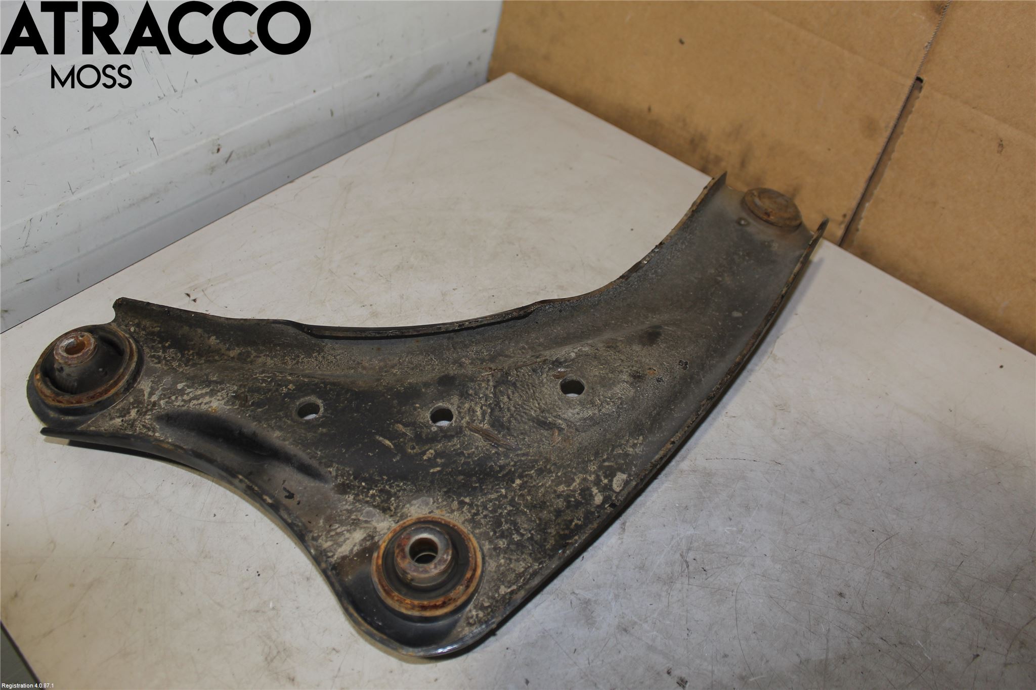 Nissan LEAF 18- Bærearm Foran Høyre Øvre