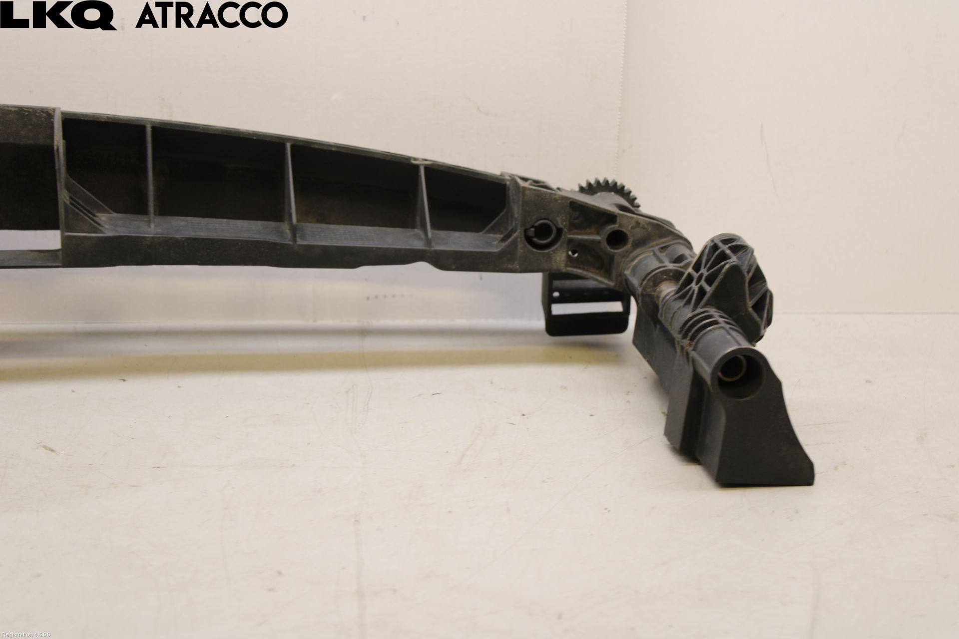 Mercedes-Benz MB E-KLASS (W212) 09-16 Panserlåsplate-Bjelke