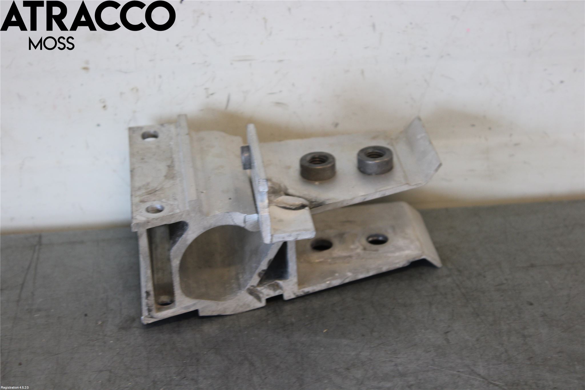 BMW 4/i4 G26 GRAN COUPÉ 21- Støtfanger Foran Feste