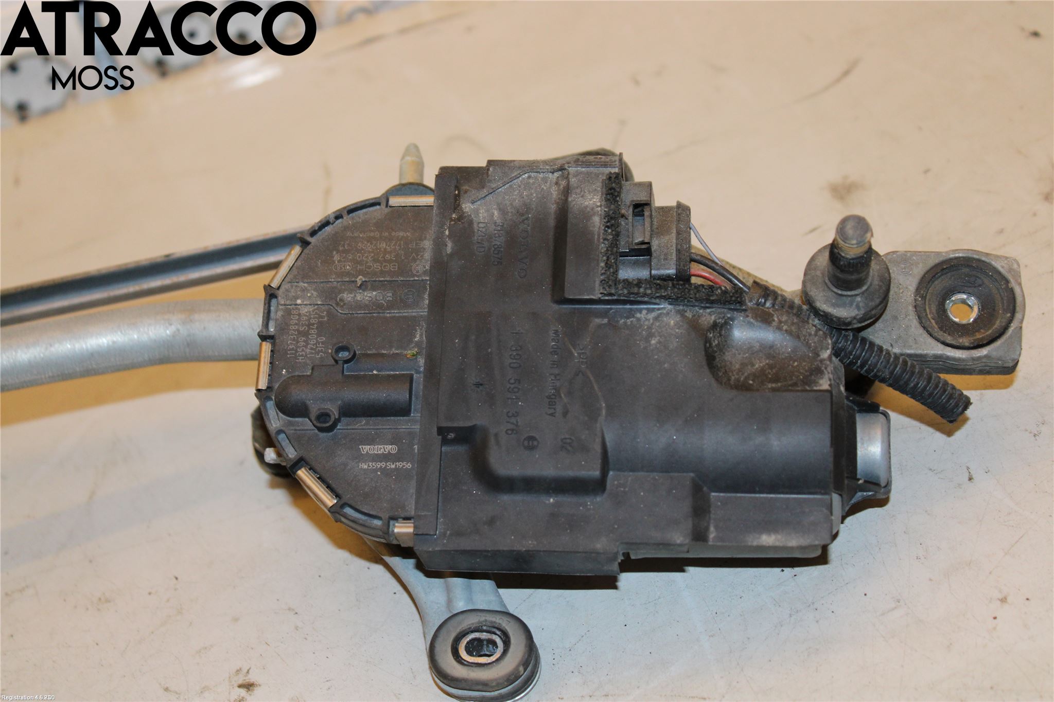 Volvo V40 CROSS COUNTRY 13-19 Viskermotor Frontrute