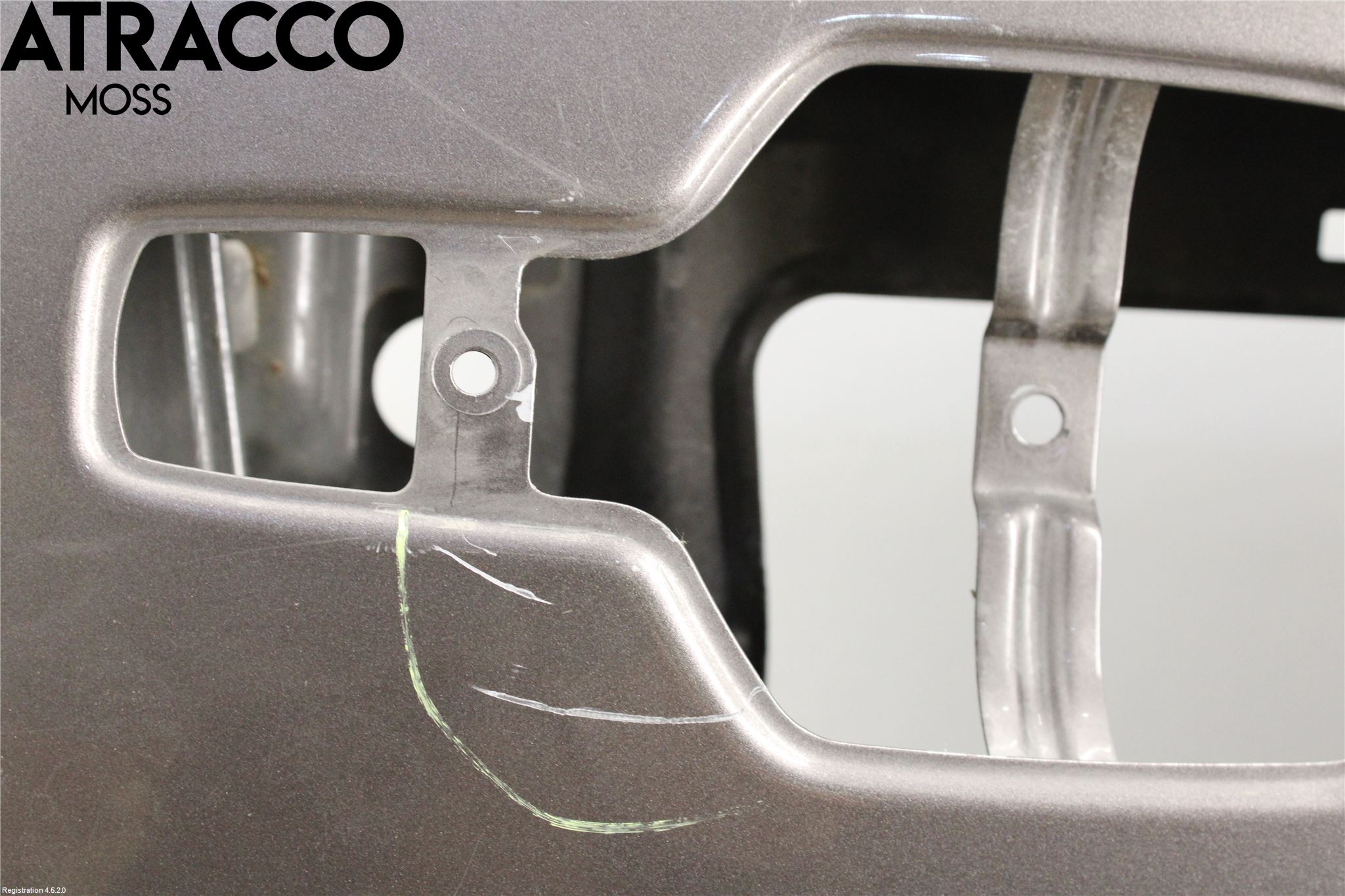 Mitsubishi PAJERO 06-15 Dør 4D Foran Høyre