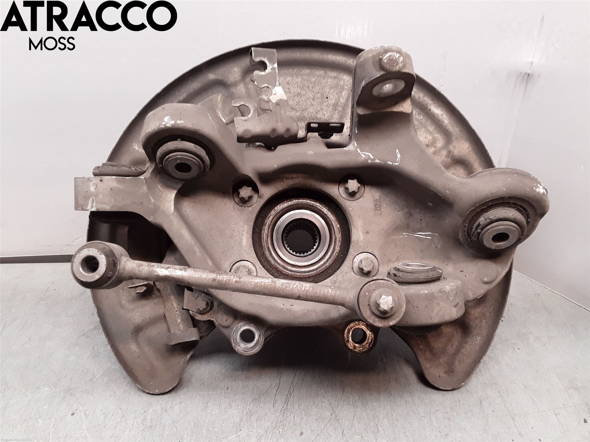 Mercedes-Benz MB C-KLASS (W205) 14-21 Spindel Vb