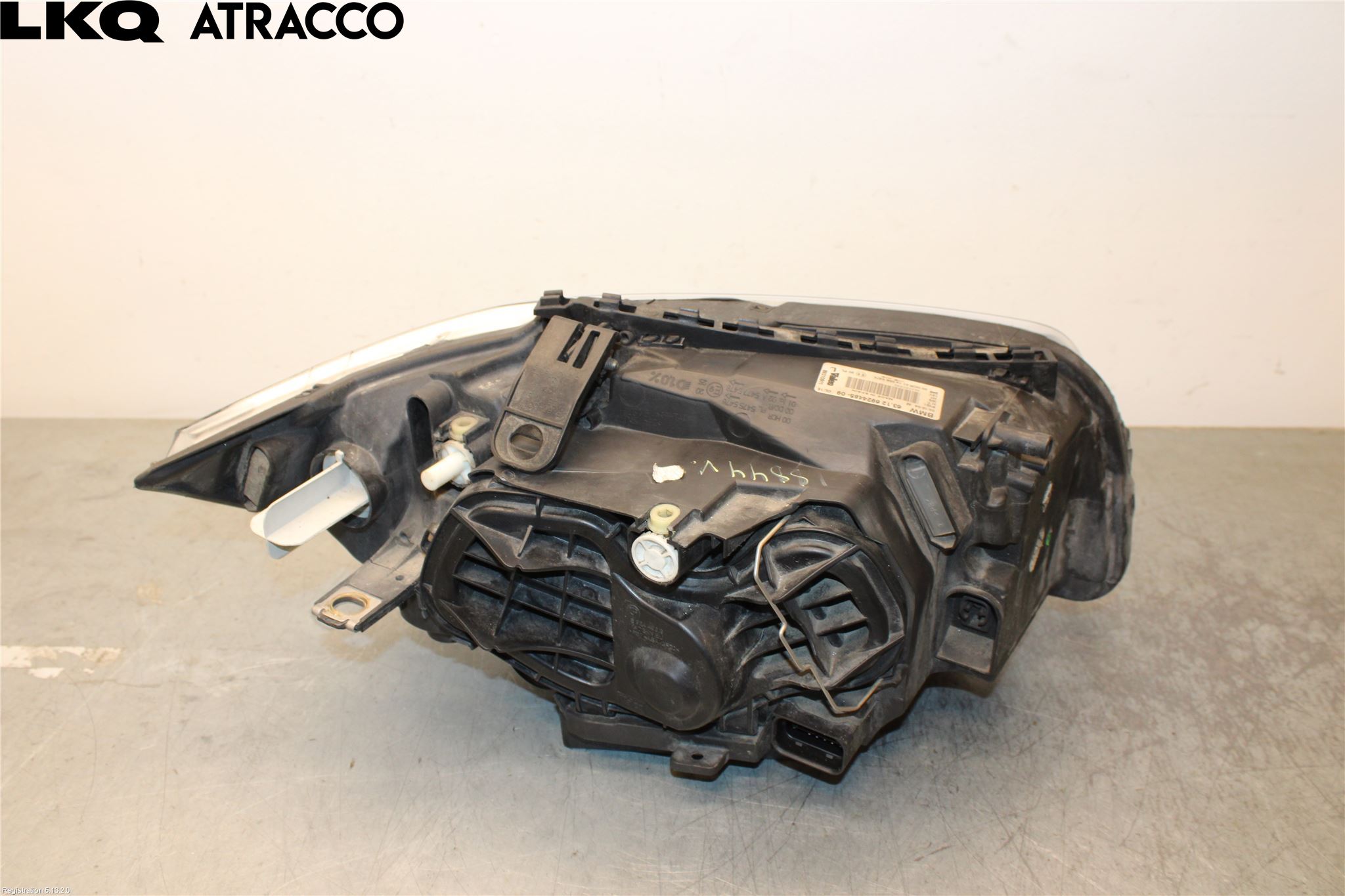 BMW 1 E87/81 5D/3D 03-11 Frontlykt Venstre