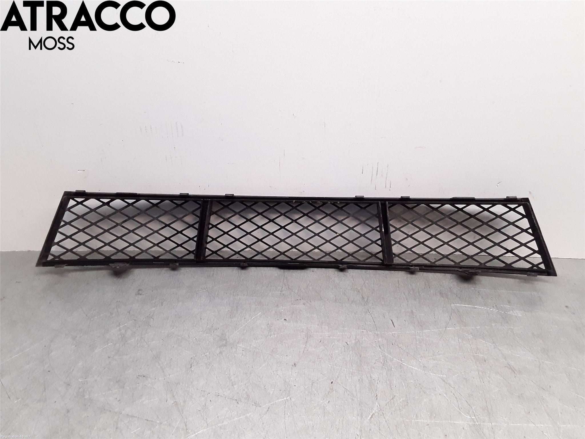 BMW 5 F10/F11/F18 09-17 Grilldel Midt
