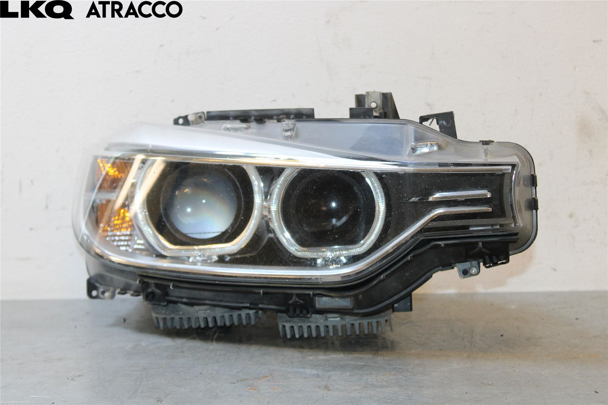 BMW 3 F30/F31/F80 12-19 Frontlykt Høyre