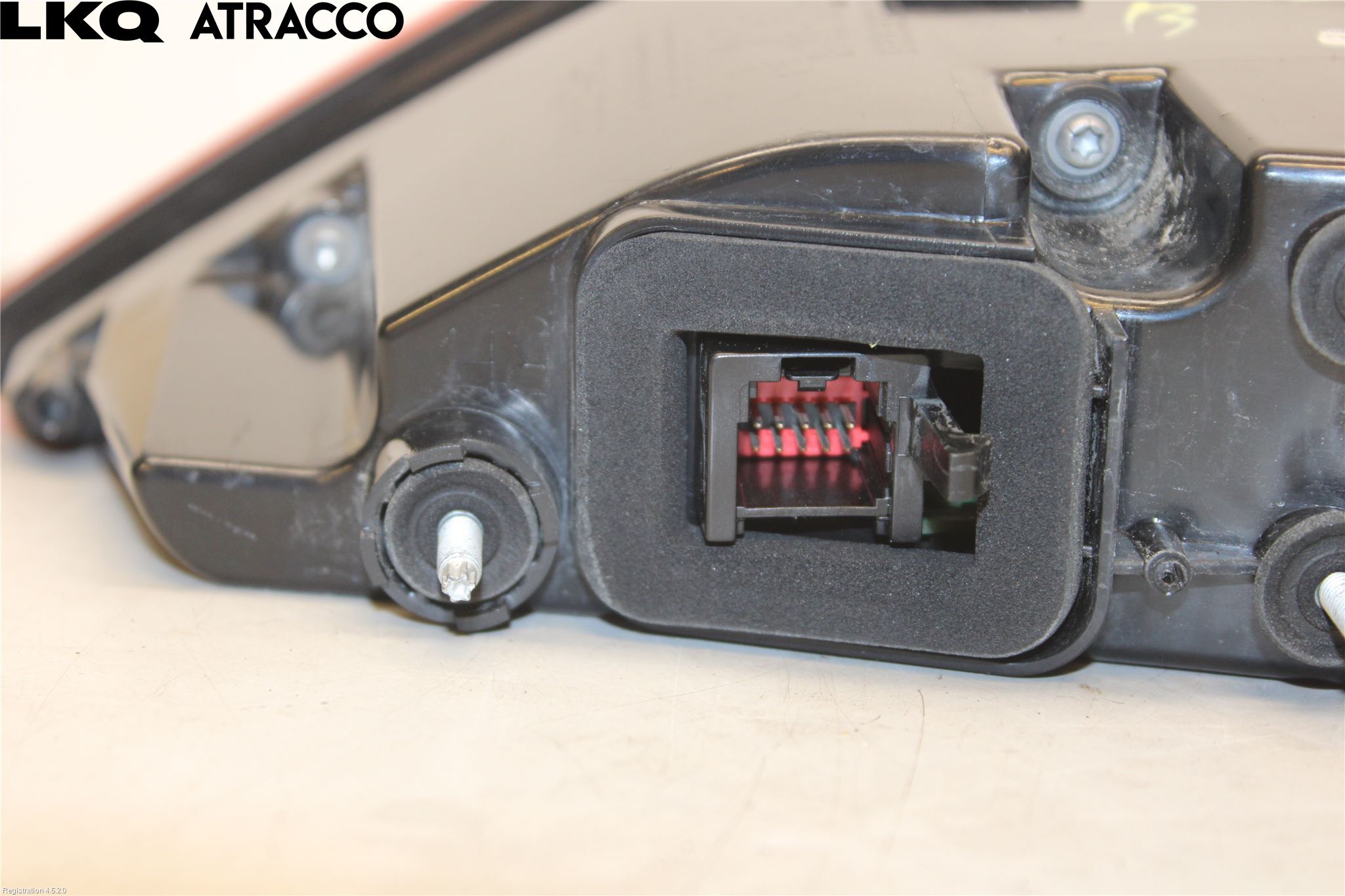 Jaguar I-PACE 18- Baklykt Høyre  På Luke(Indre)