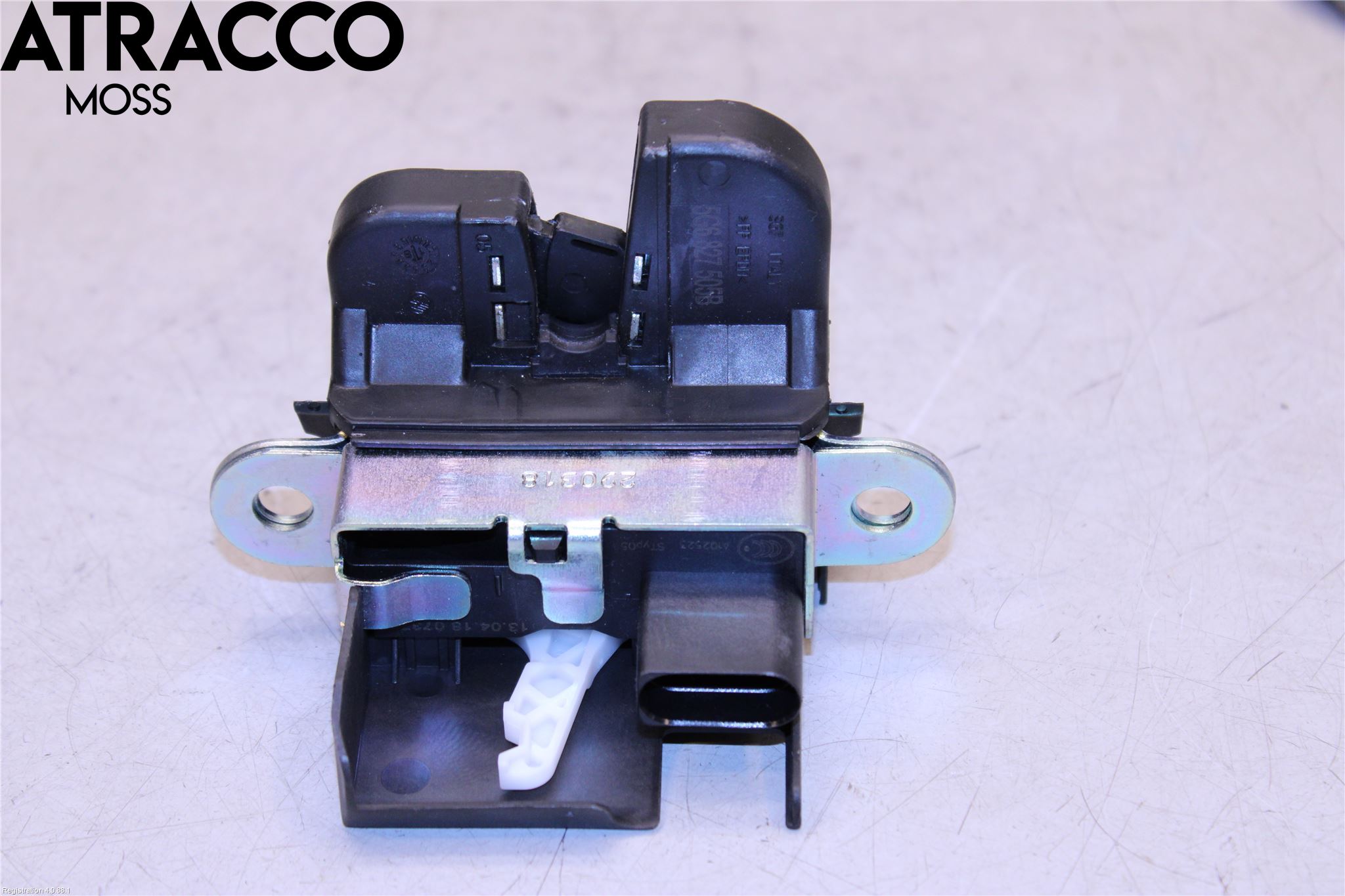 Volkswagen VW GOLF / E-GOLF VII 13-20 Bakluke-Lokk Låsekasse