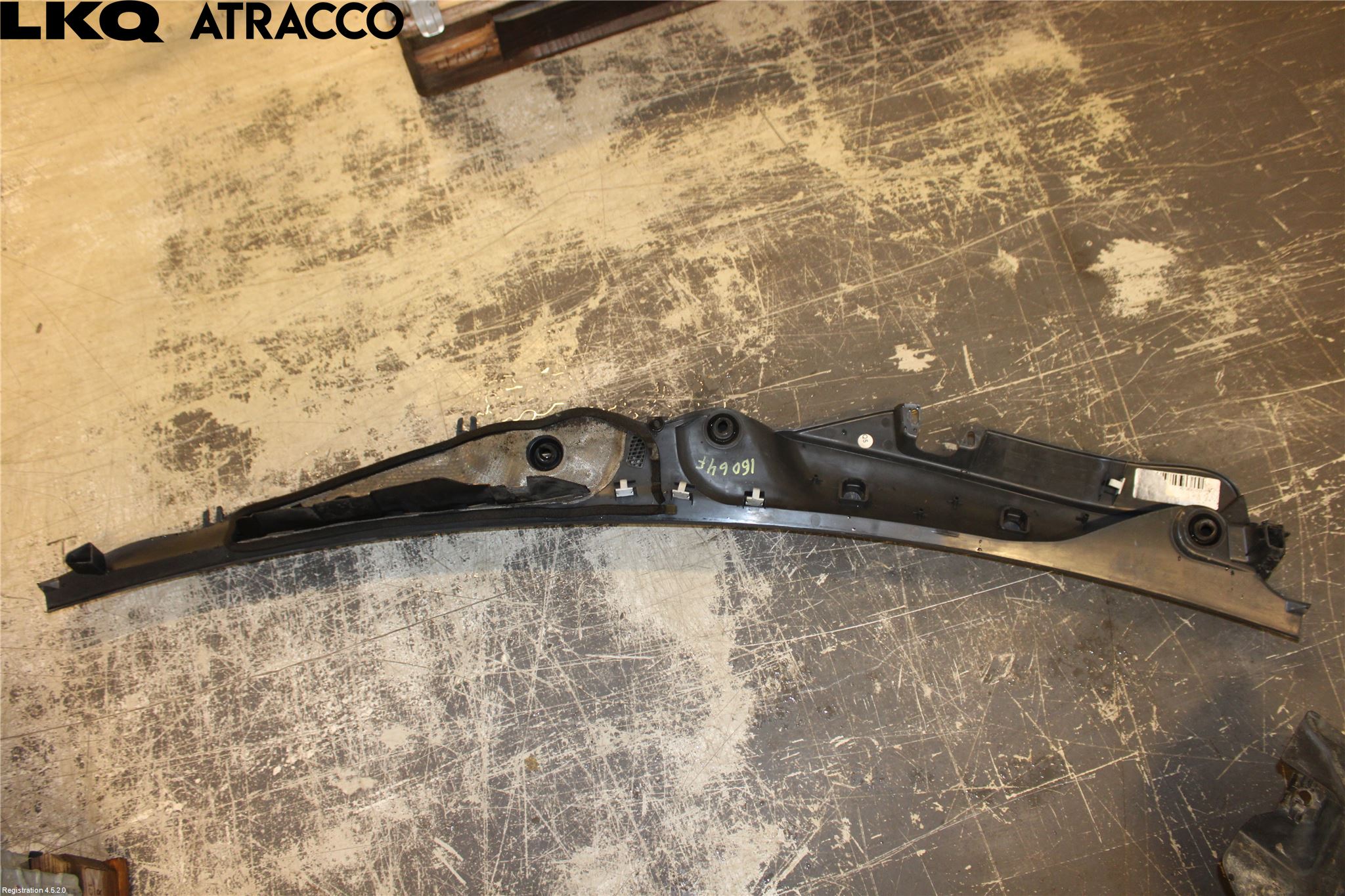 Mercedes-Benz MB E-KLASS (W212) 09-16 Visker Deksel-Grill-Under Frr