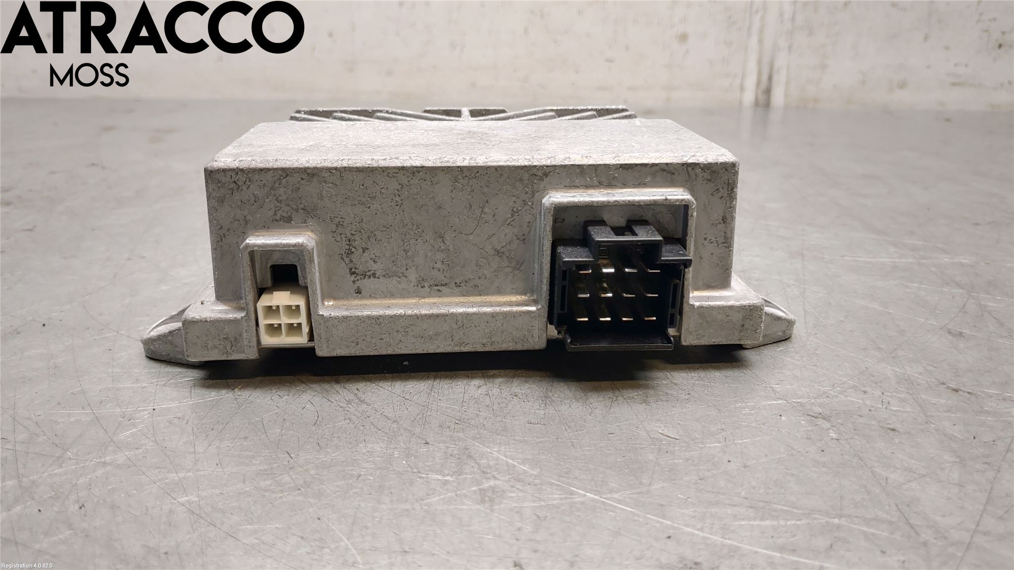 Porsche PANAMERA 09- Stereo Forsterker