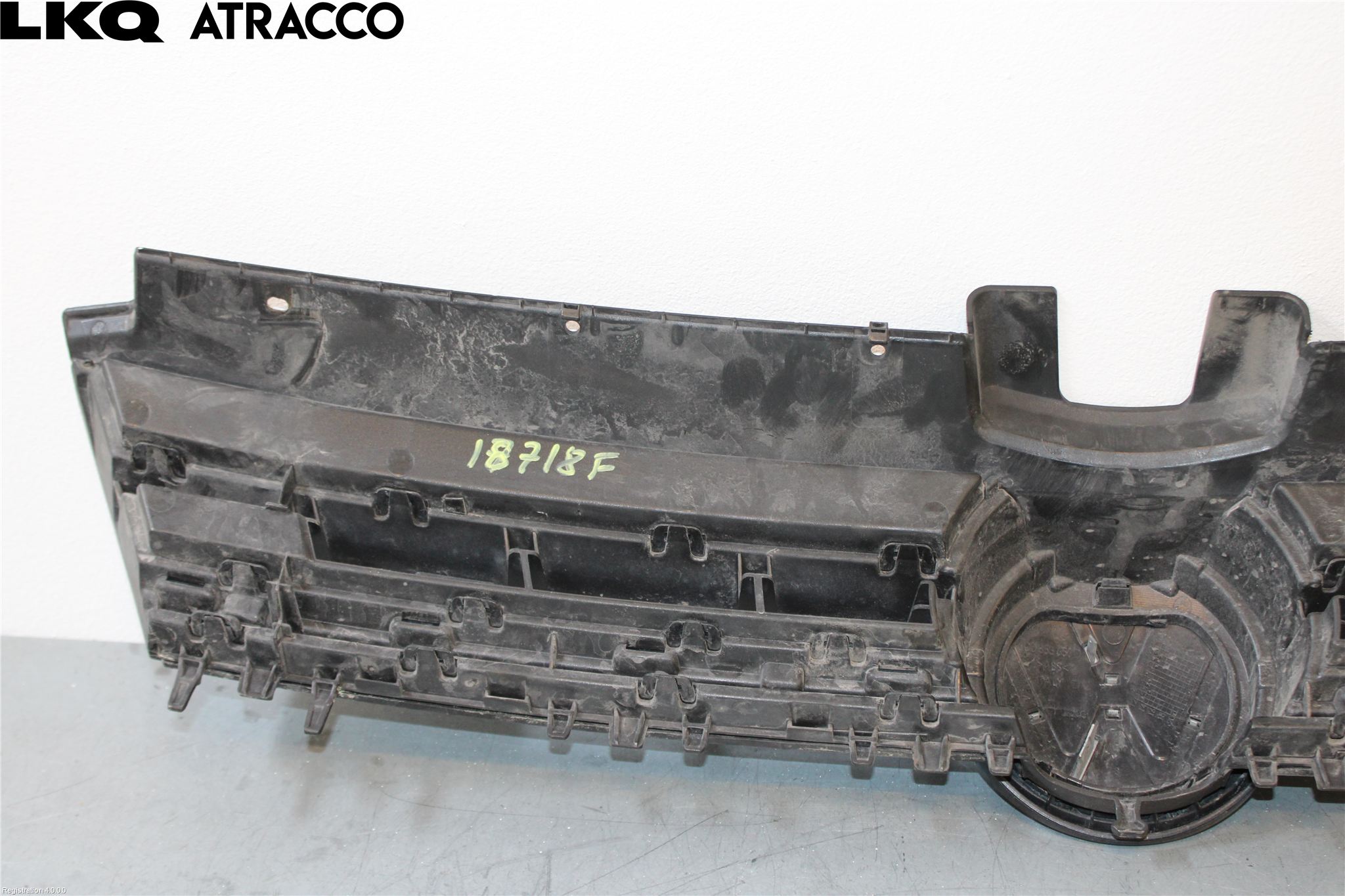 Volkswagen VW GOLF / E-GOLF VII 13-20 Grill Komplett