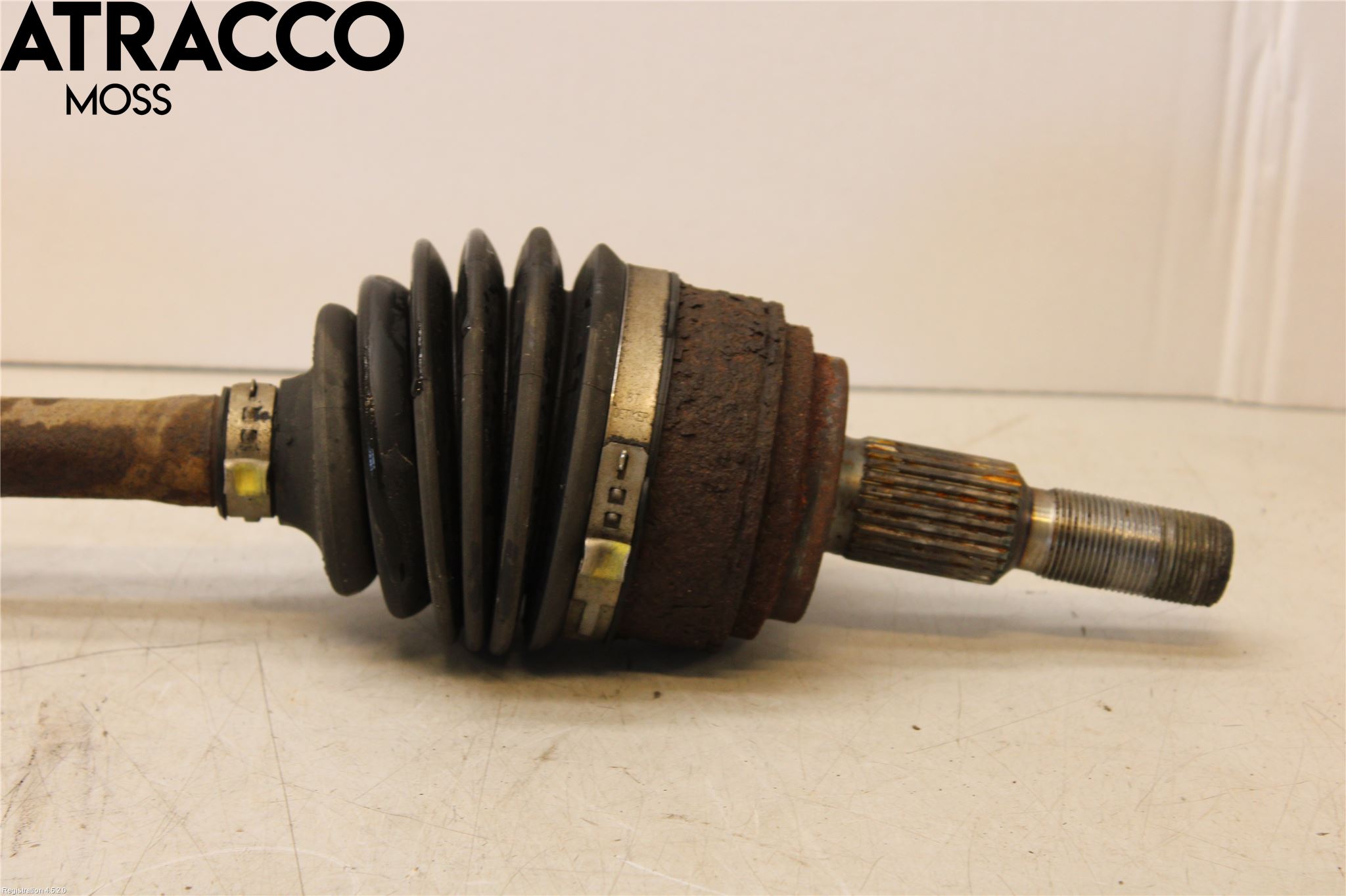 Ford FOCUS 15-18 Drivaksel Foran Kompl Venstre