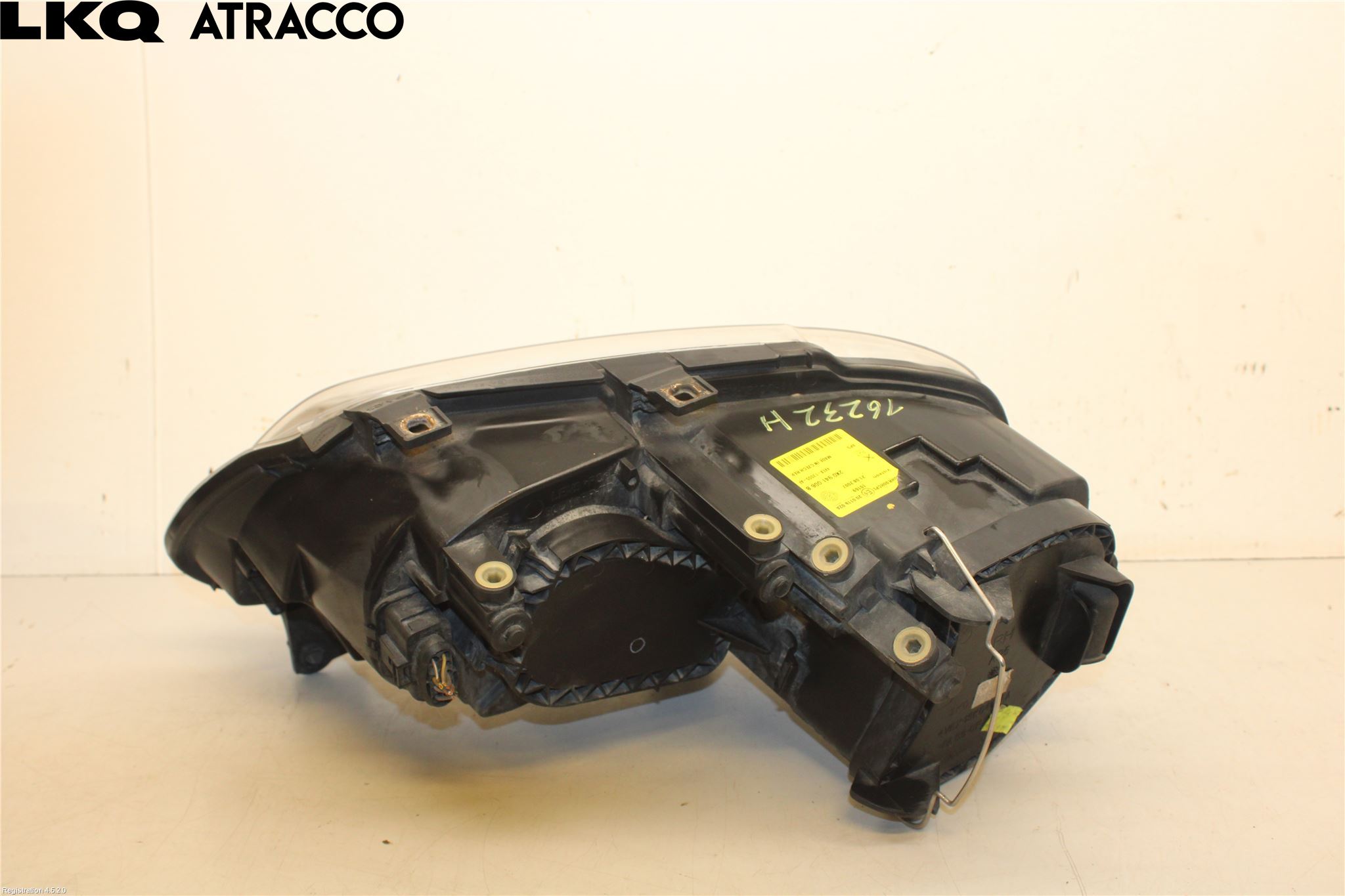 Volkswagen VW CADDY      04-10 Frontlykt Høyre