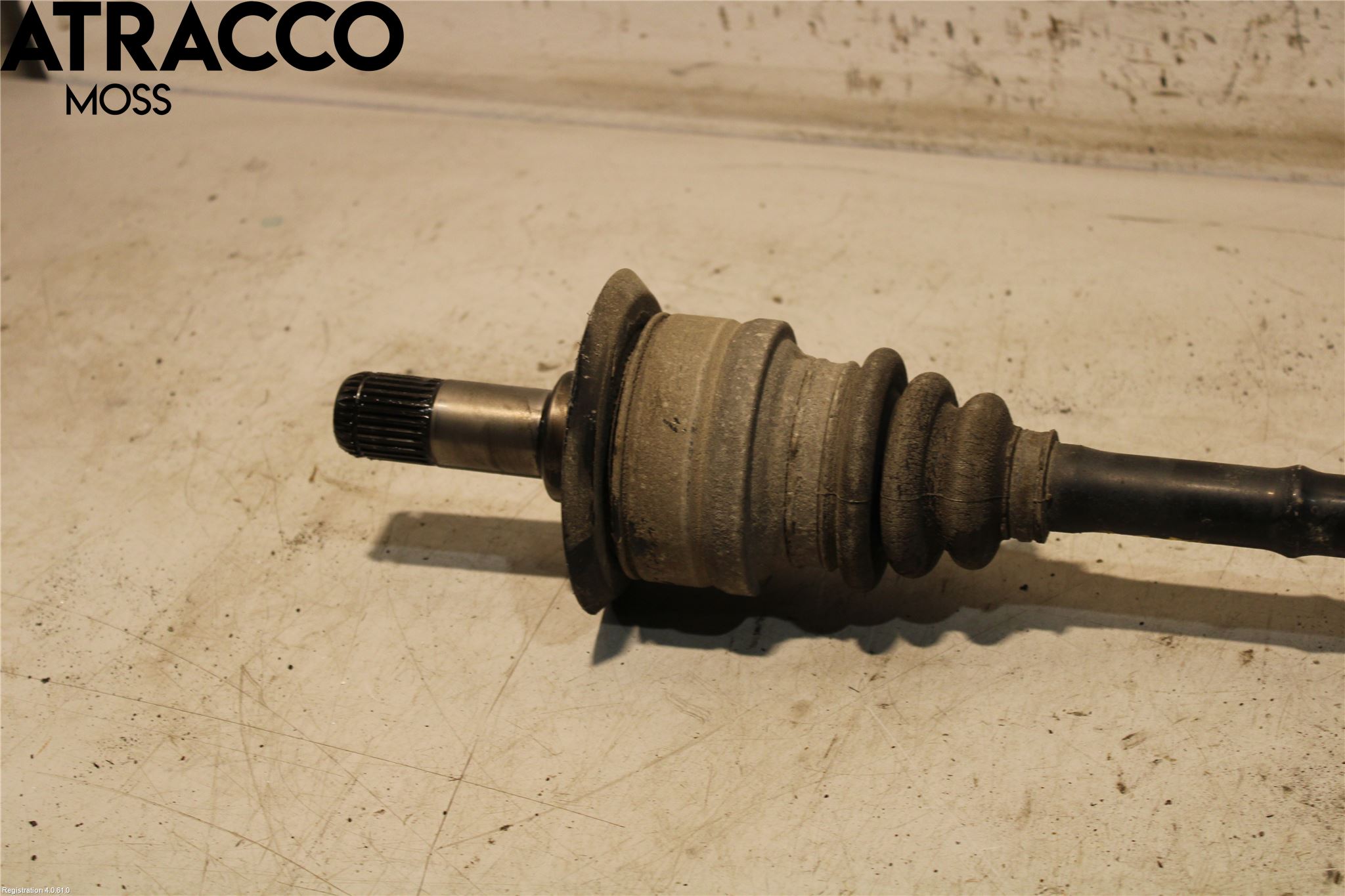 BMW 3 F30/F31/F80 12-19 Drivaksel Bak Kompl Venstre