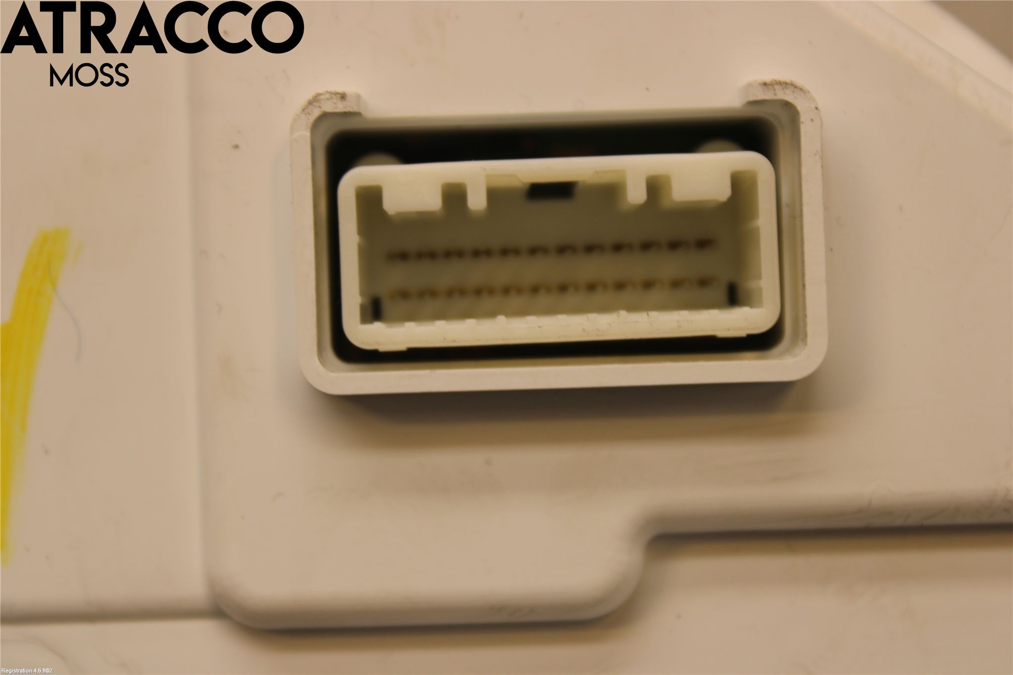 Mitsubishi OUTLANDER 13-21 Instr Kombinert