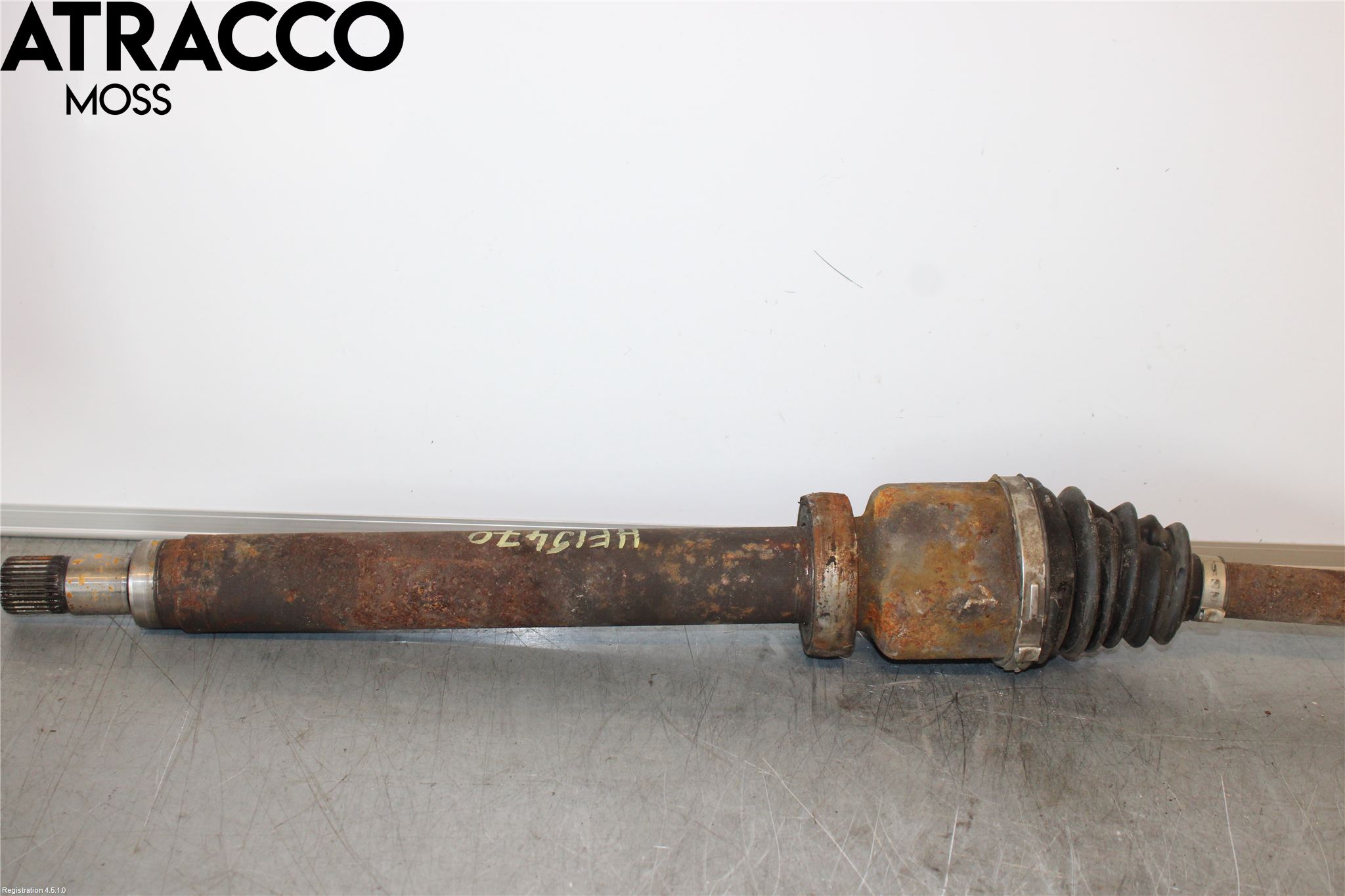 Ford FOCUS 15-18 Drivaksel Foran Kompl Høyre