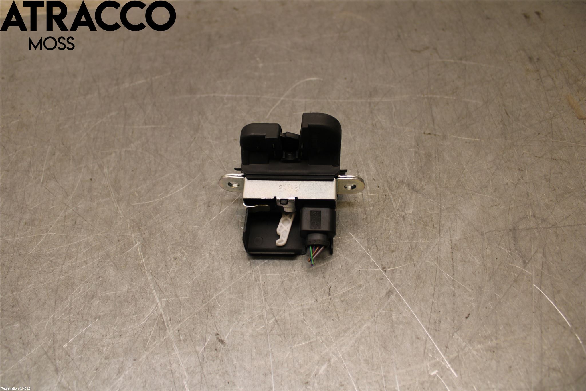 Volkswagen VW POLO 10-17 Bakluke-Lokk Låsekasse