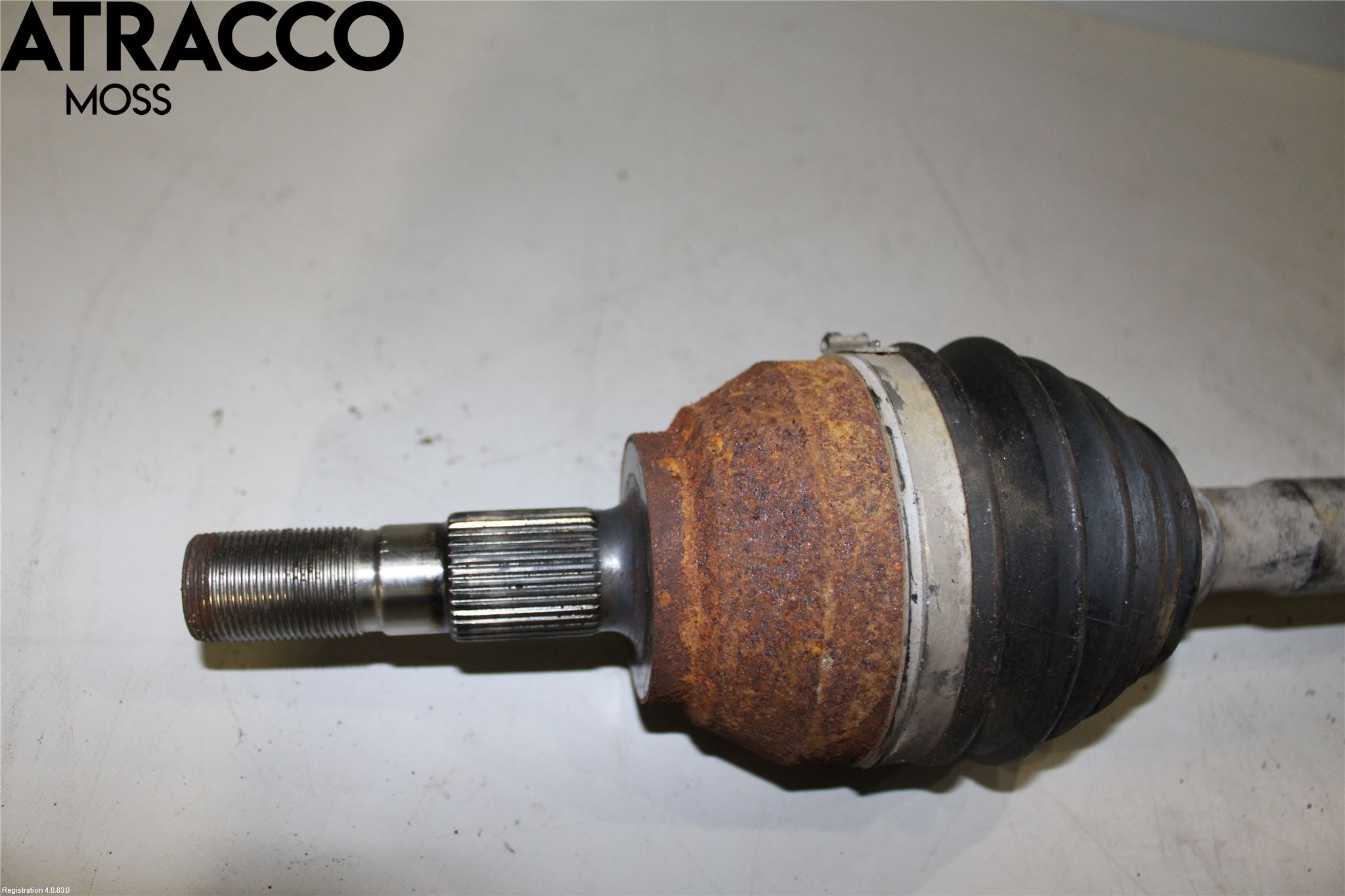 MG ZS EV 20- Drivaksel Foran Kompl Høyre