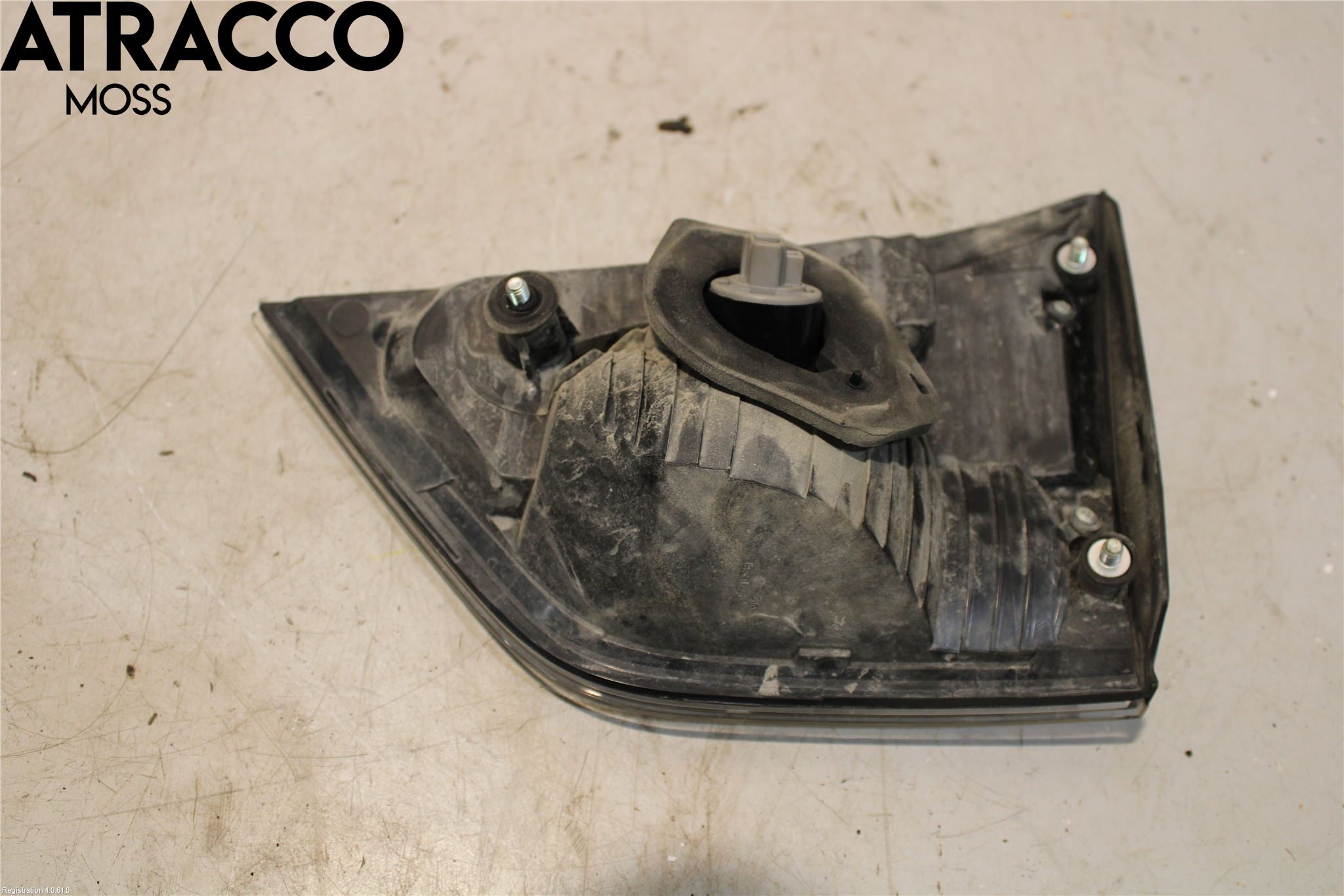 Mitsubishi OUTLANDER 07-12 Baklykt Venstre  På Luke(Indre