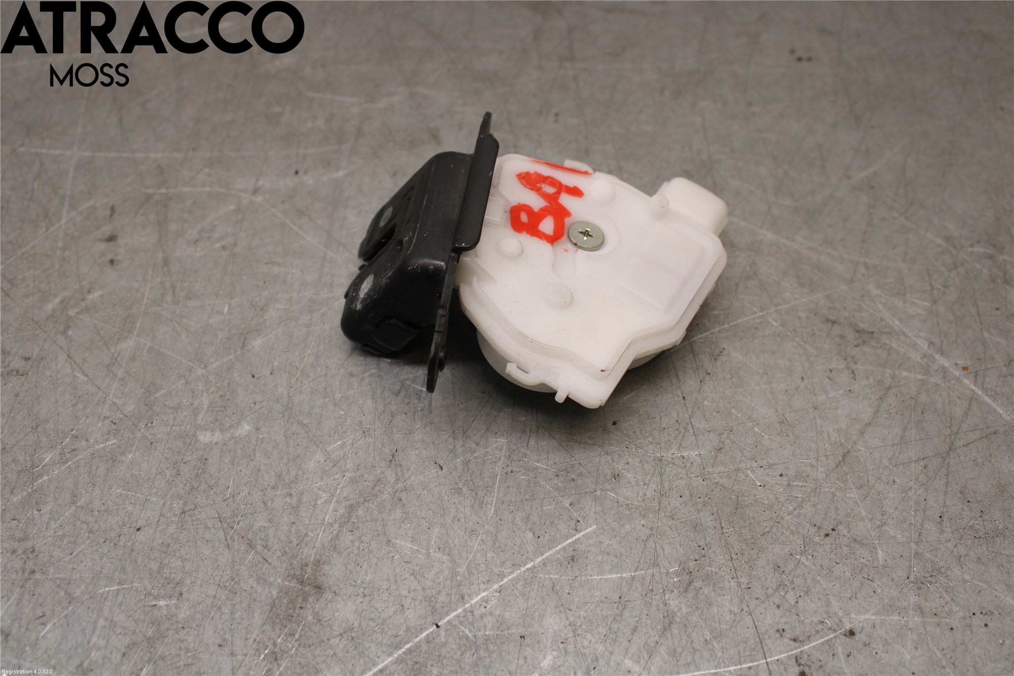 Toyota YARIS XP130 15-20 Bakluke-Lokk Låsekasse