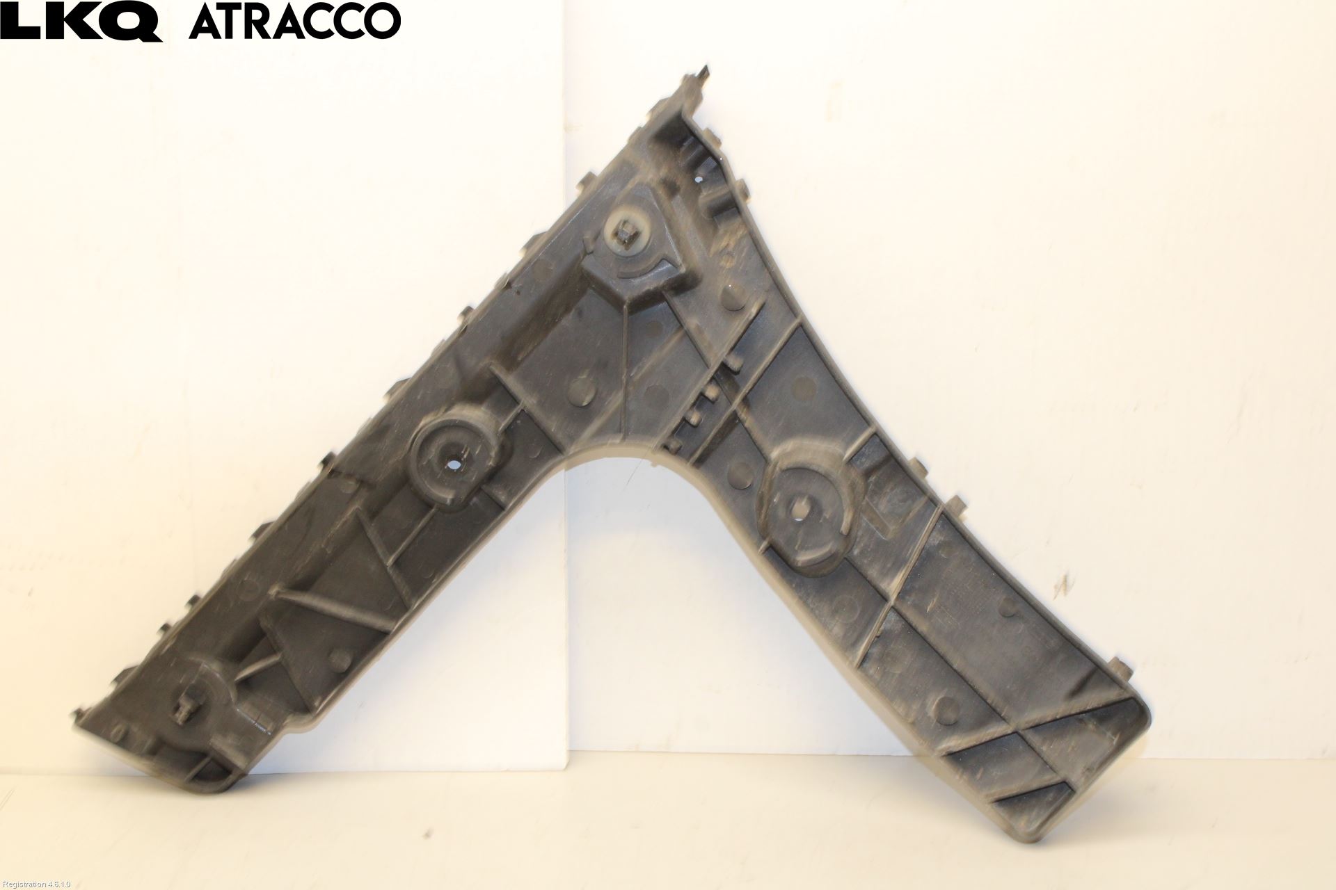 Audi A6 ALLROAD 12-18 Støtfangerfeste Bak Venstre