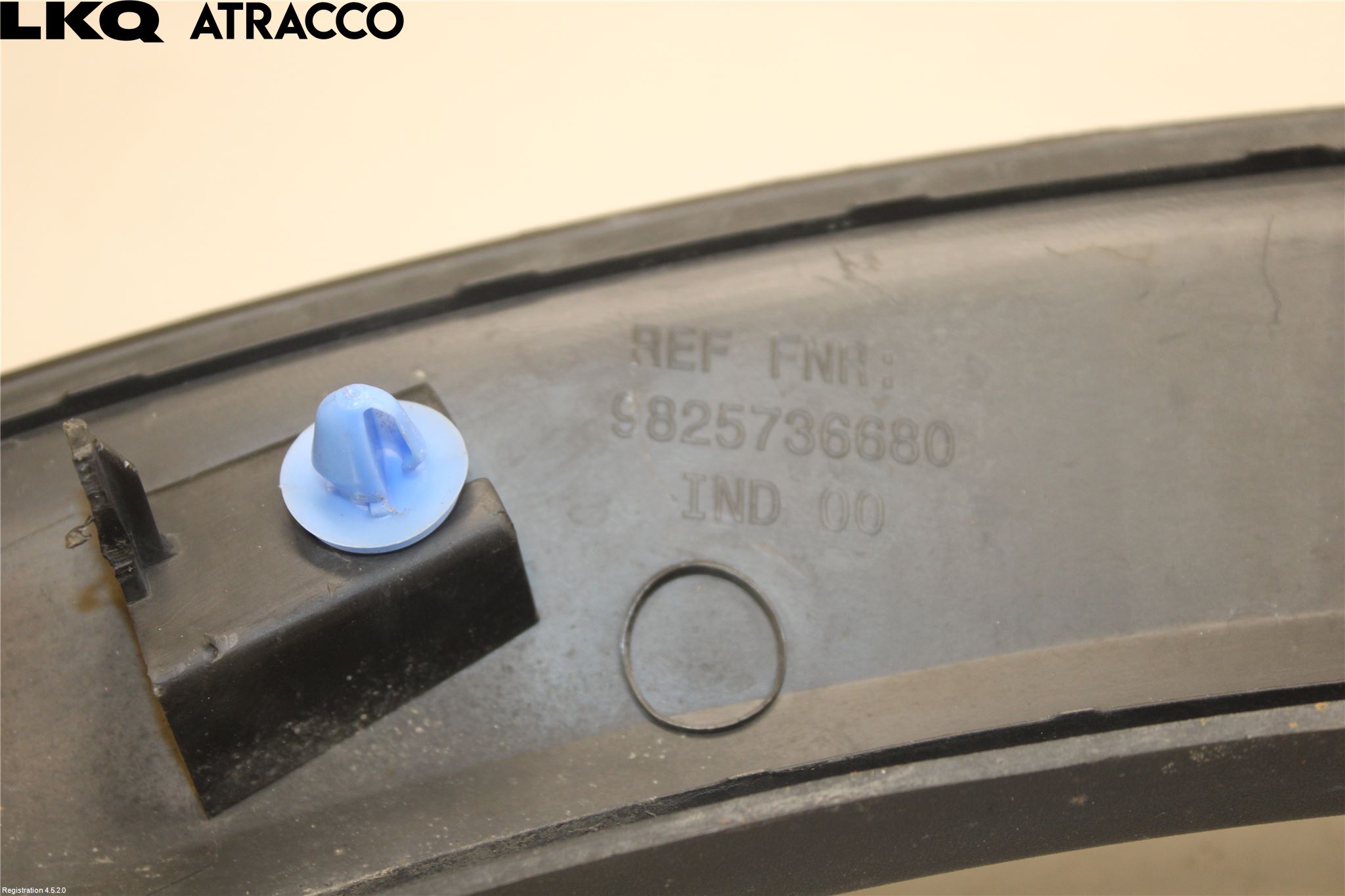 Peugeot 2008/E-2008 20- Hjulbuelist