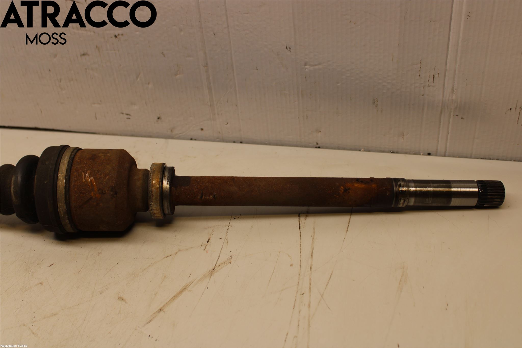 Peugeot 307     01-05 Drivaksel Foran Kompl Høyre