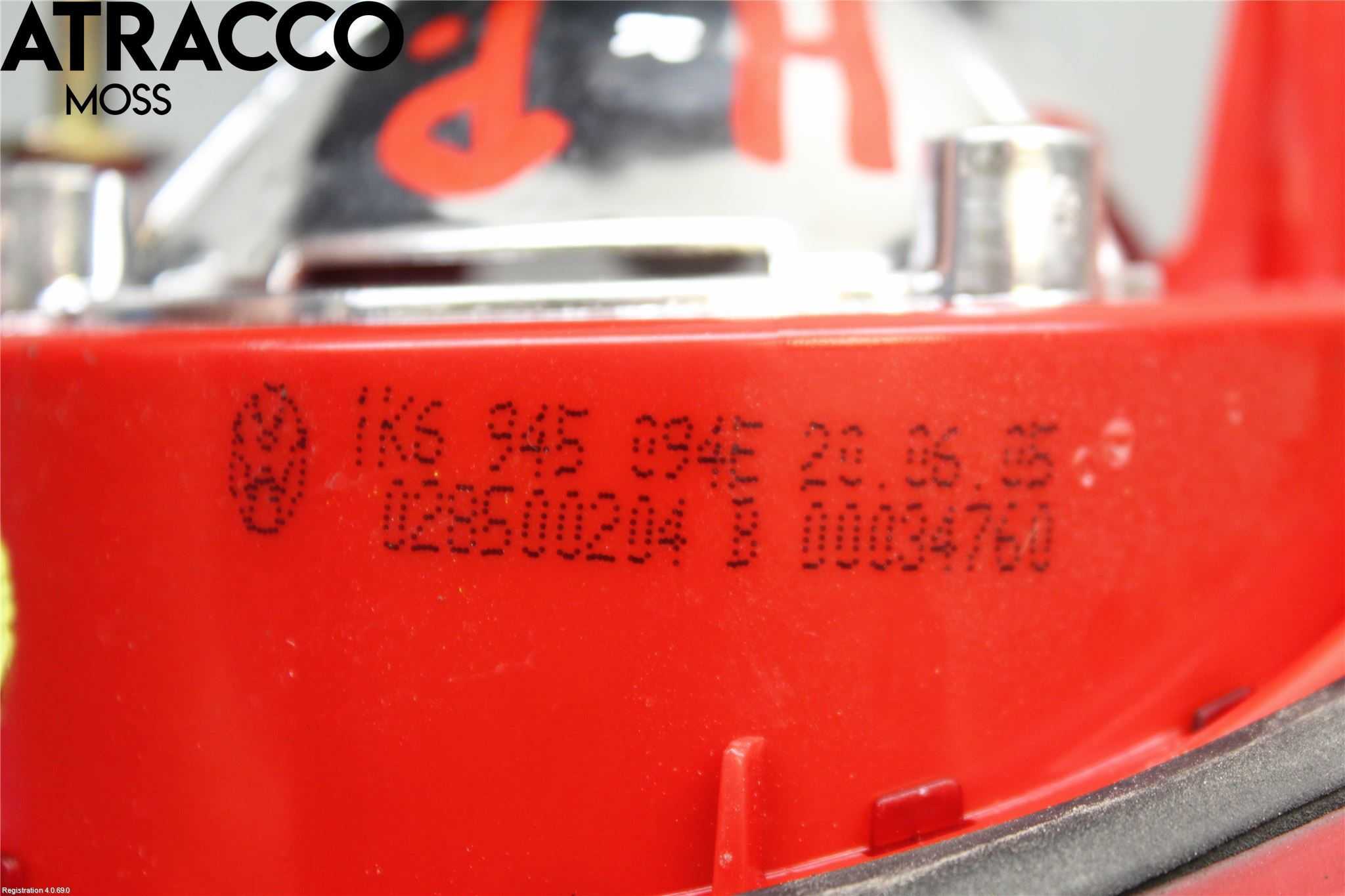 Volkswagen VW GOLF V 04-09 Baklykt Høyre  På Luke(Indre)