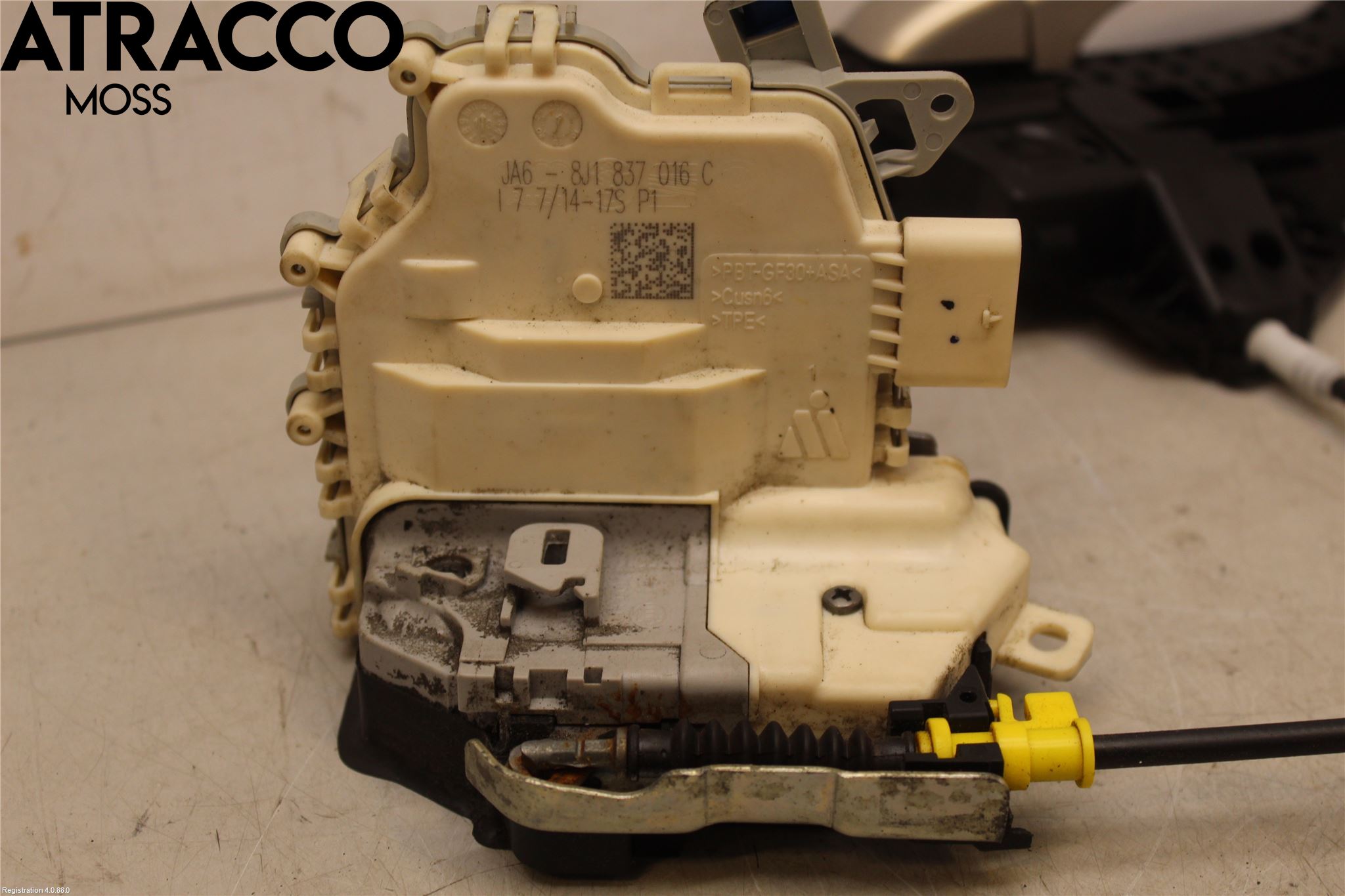 Audi Q3 8U 12-18 Dørlås - Låsekasse