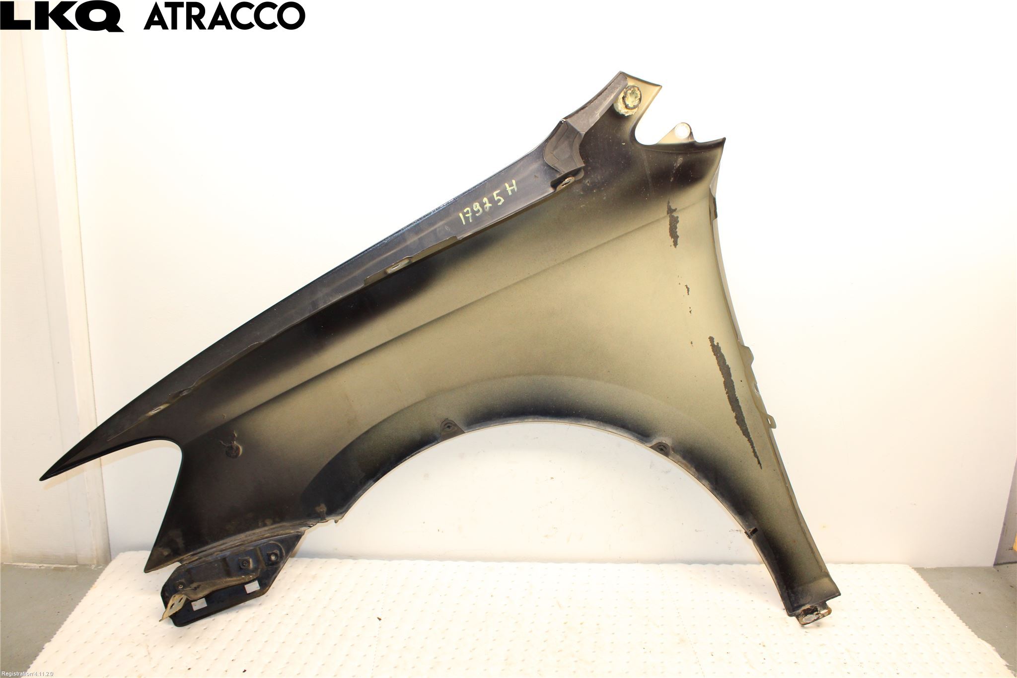 Volkswagen VW POLO 10-17 Skjerm Foran Høyre