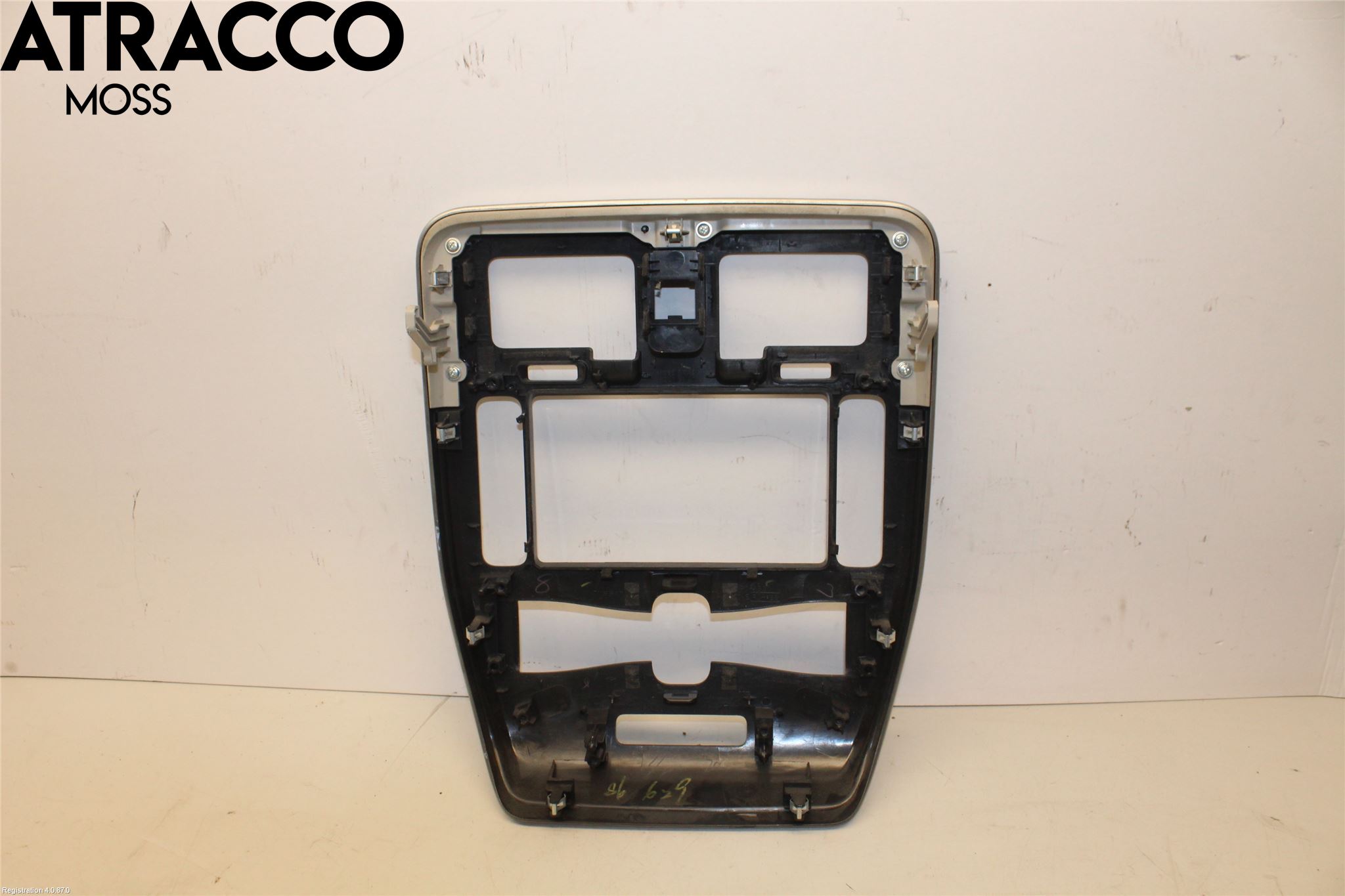 Nissan LEAF 11-17 Innr Radio Ramme