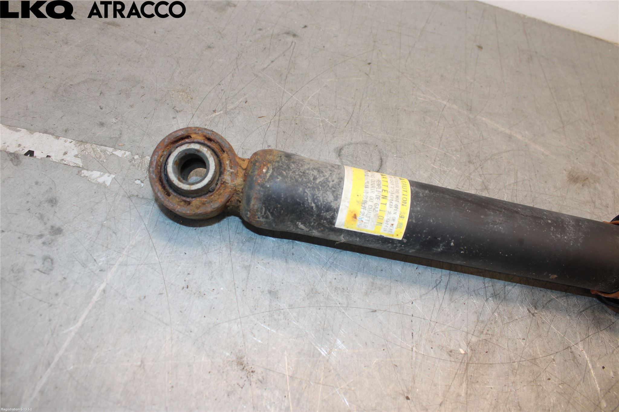 Toyota bZ4X EA10 22- Støtdemper Bak