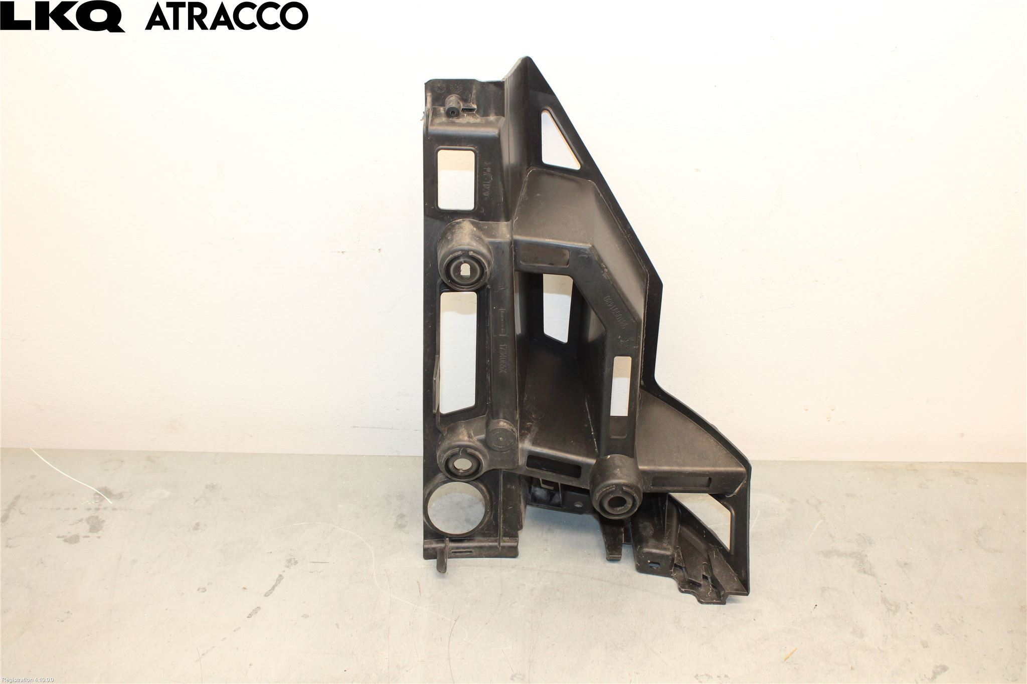 Peugeot 3008 17-24 Støtfangerfeste Bak Høyre