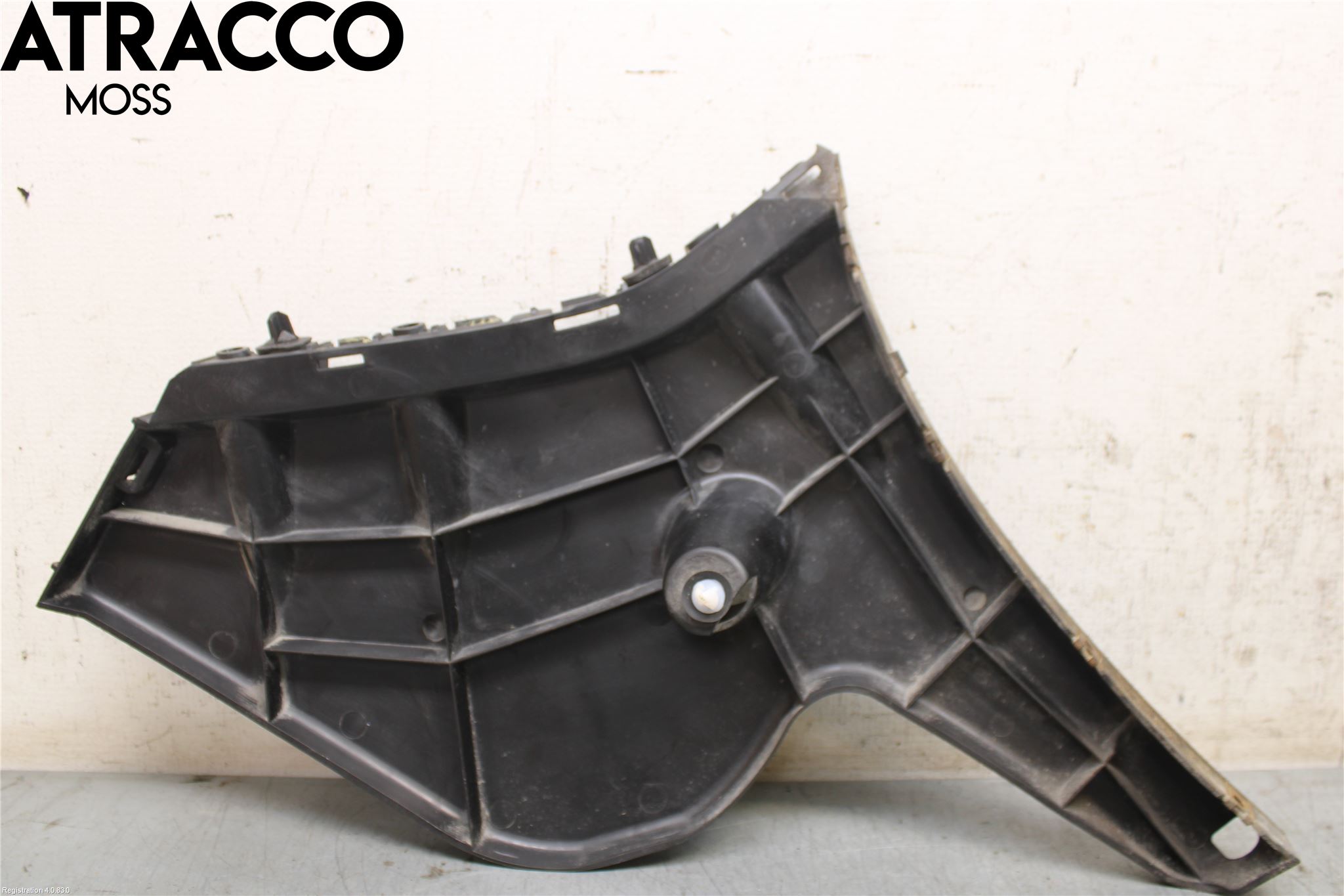 Volvo V60 11-13 Støtfangerfeste Bak Venstre