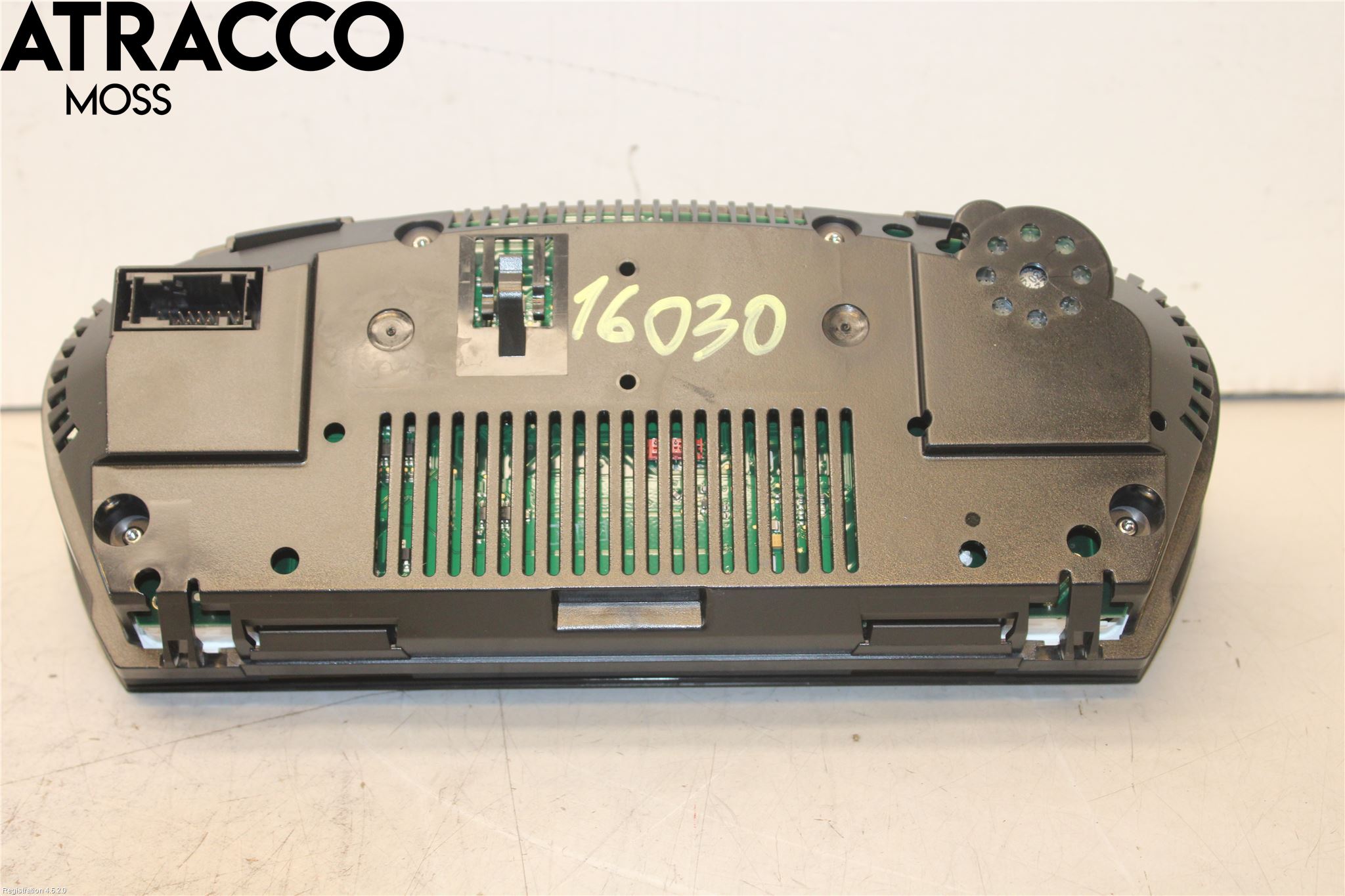 BMW 5 E60/61 Sed/Tou 02-10 Instr Kombinert