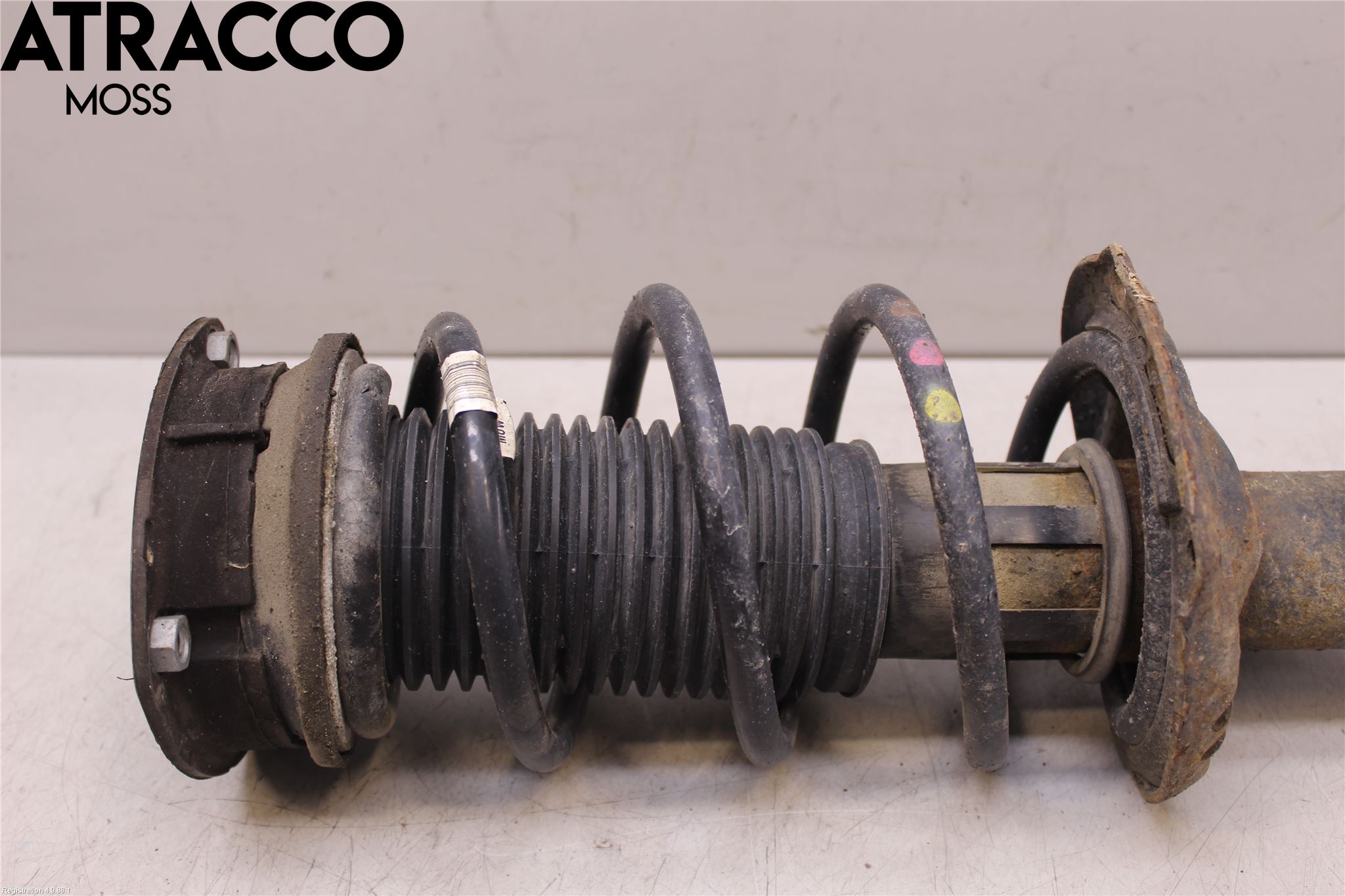 Volkswagen VW PASSAT 15-19 Fjærbein Foran Høyre