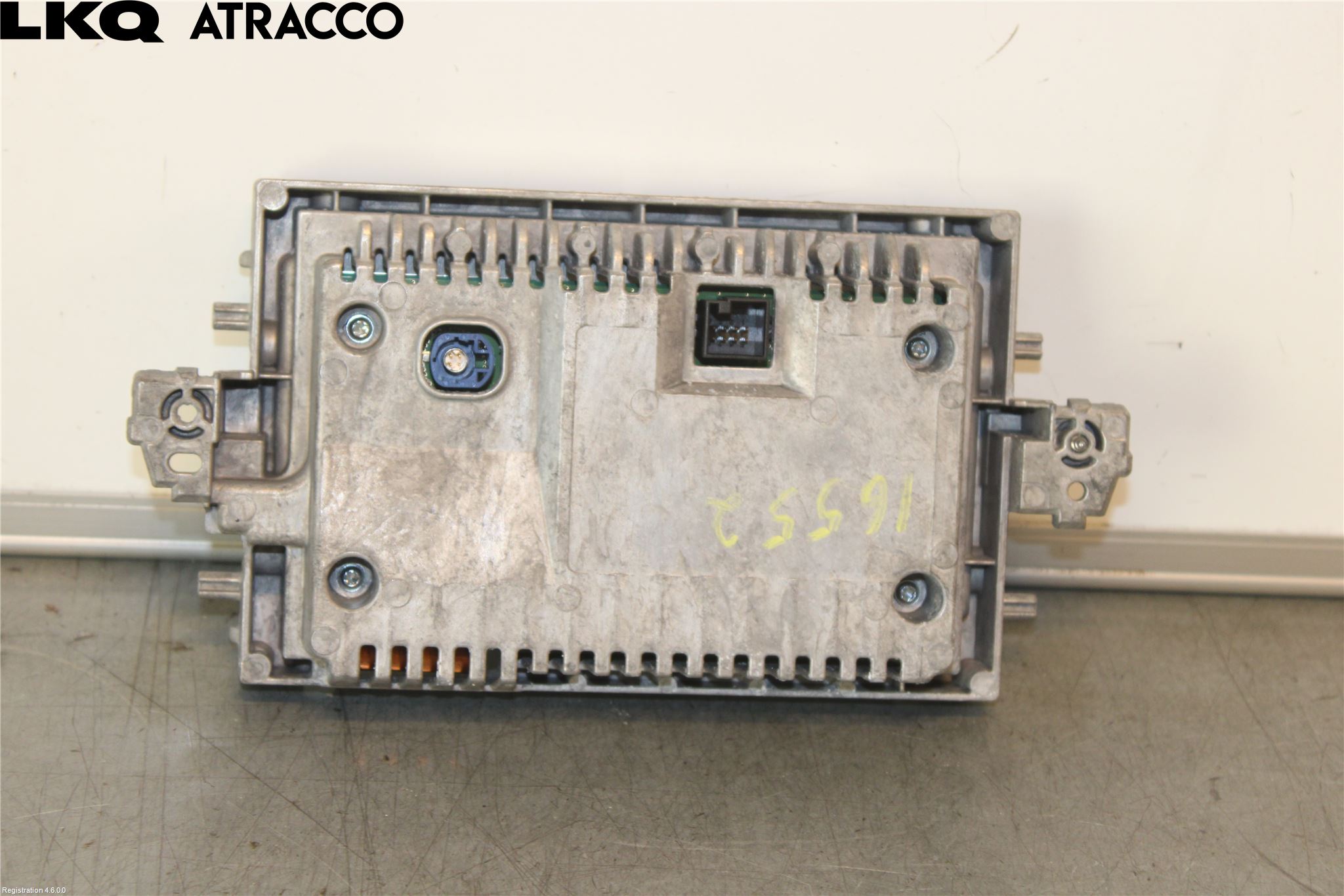 Mercedes-Benz MB E-KLASS (W212) 09-16 Multifunktionsdisplay