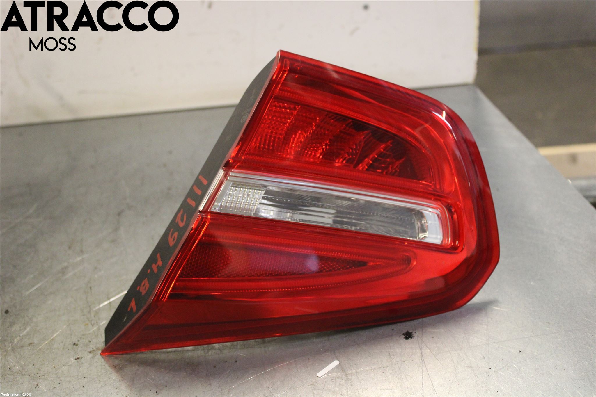 Volkswagen VW CRAFTER 06-16 Baklykt Høyre  På Luke(Indre)