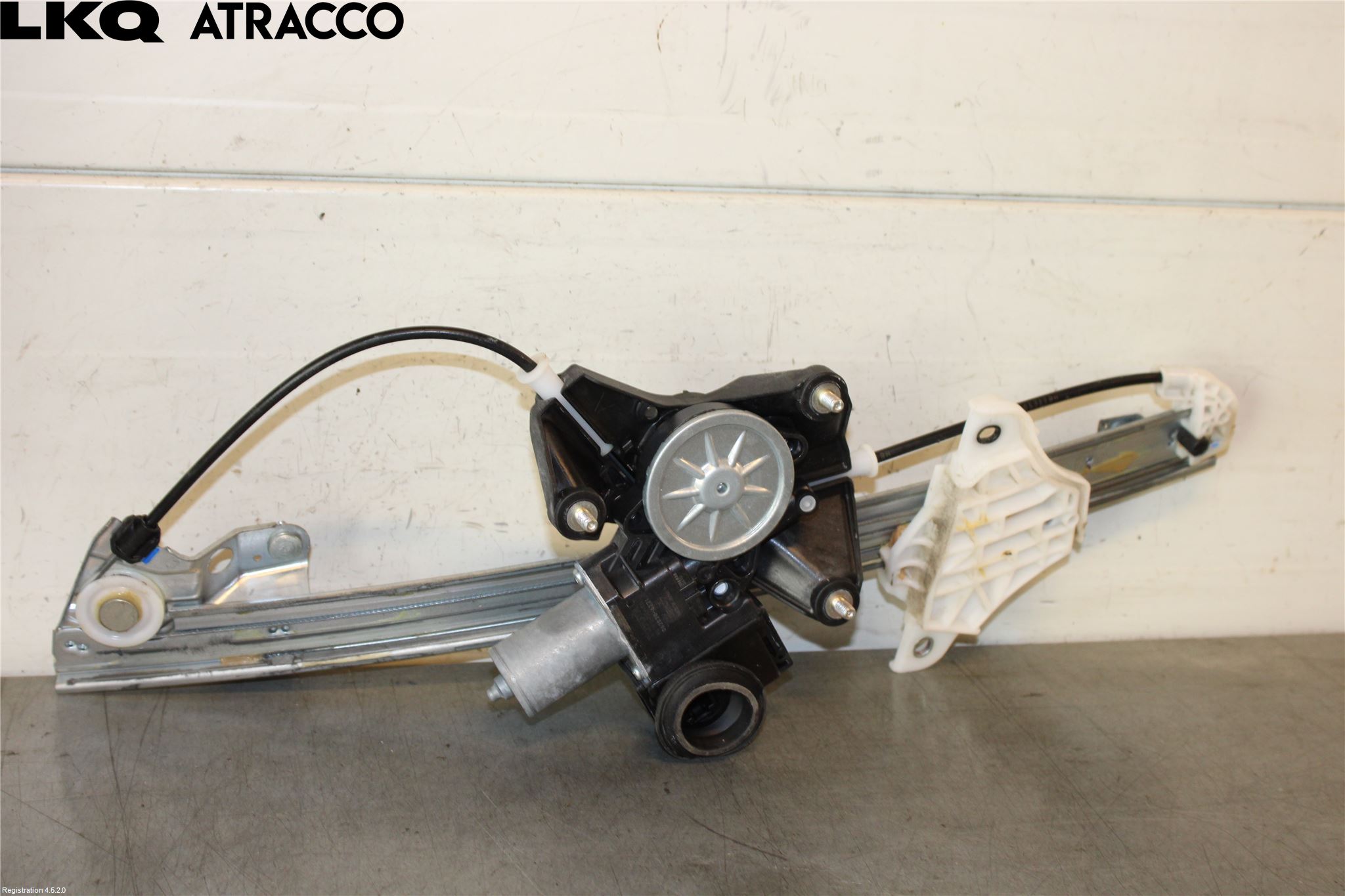 Toyota YARIS CROSS XP21 21- Vindusheis El Komp