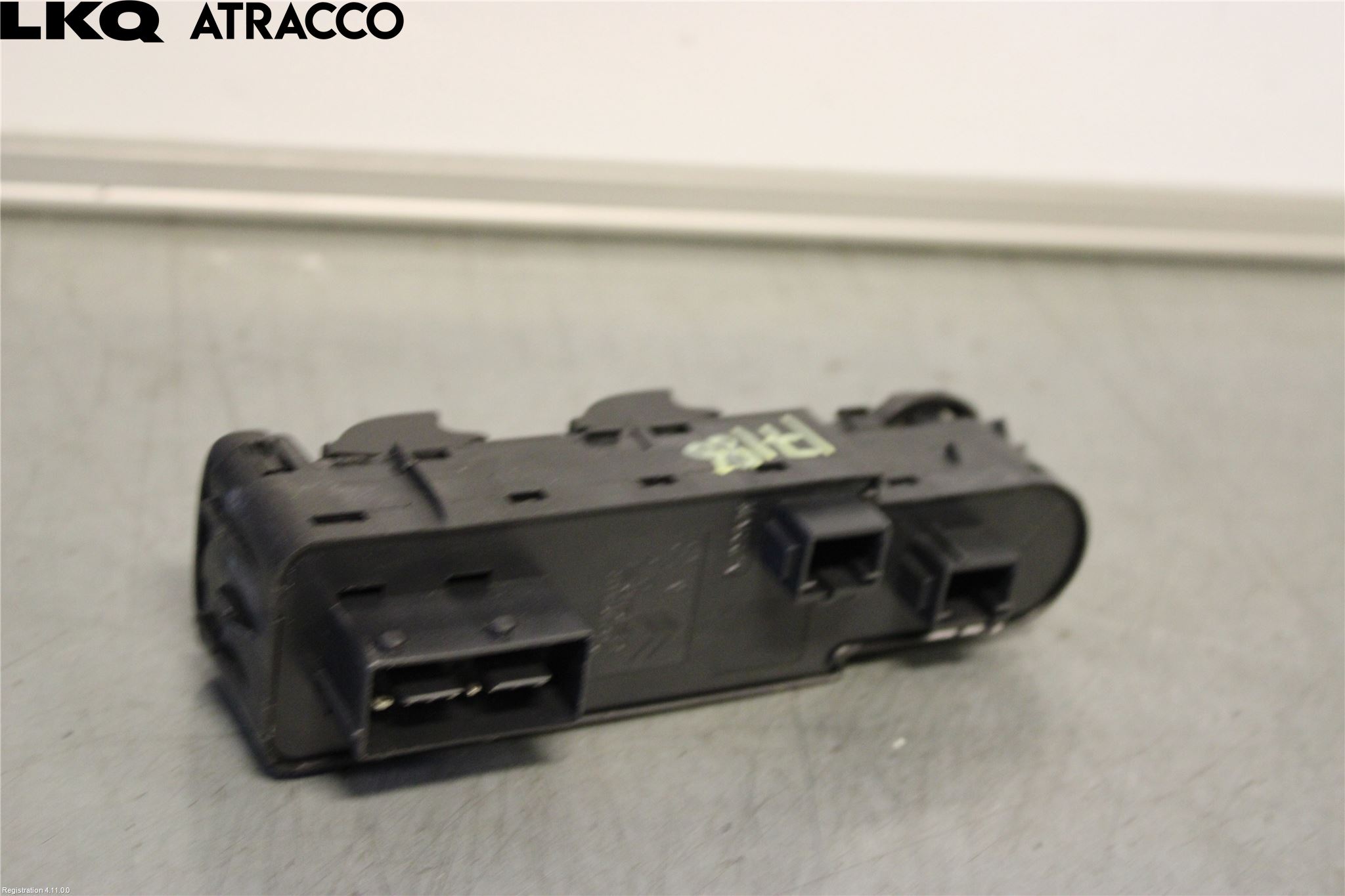 Peugeot 208 12-15 Bryter Vindusheis