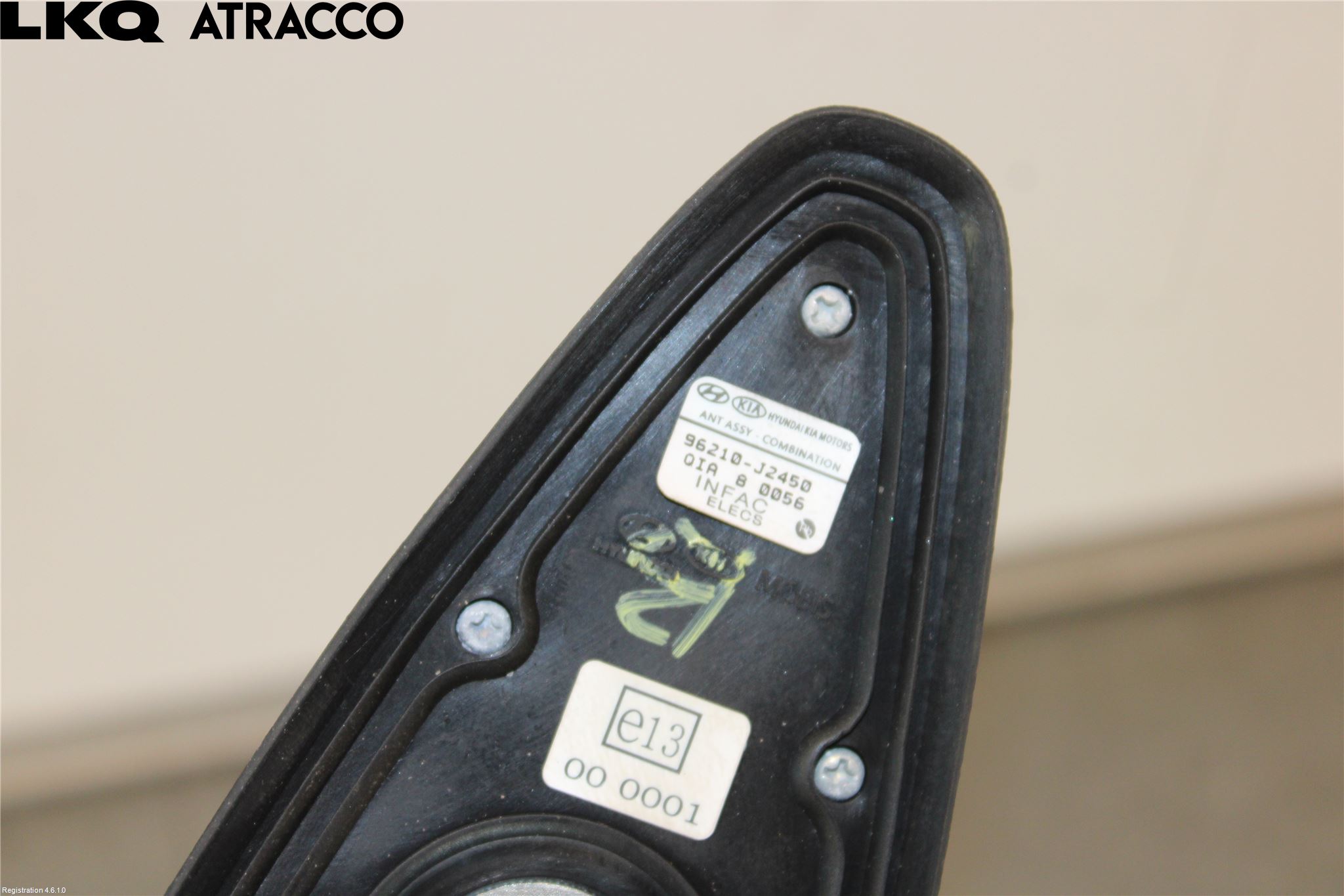 Kia SOUL 09- Antenn El